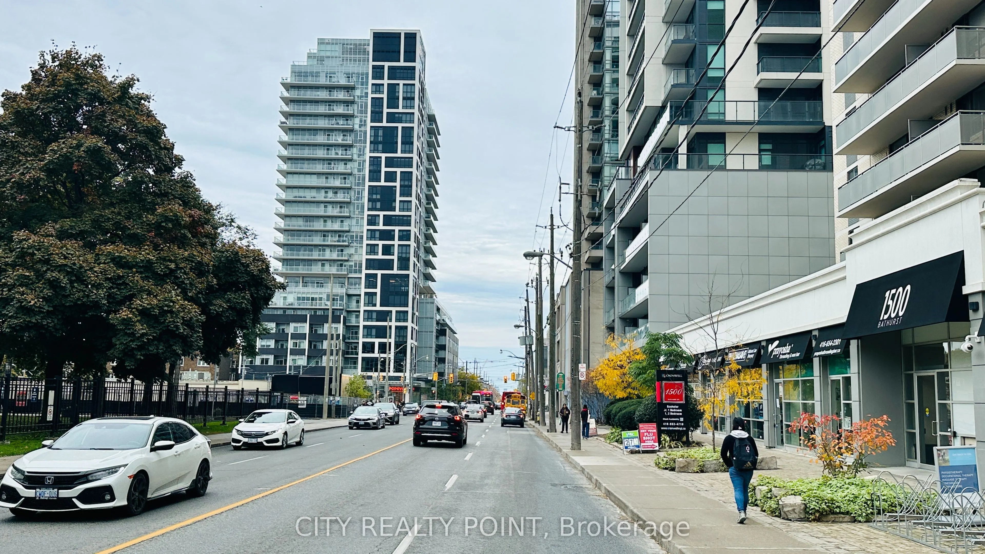 1500 Bathurst Street, #7