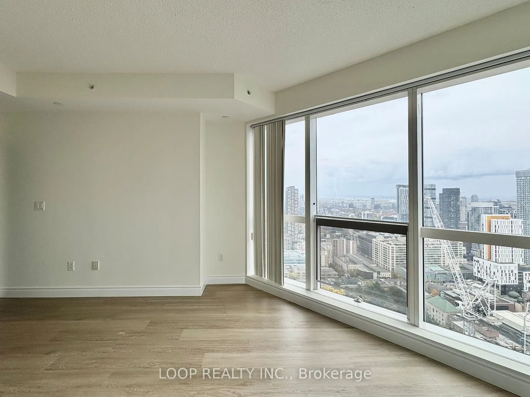 386 Yonge Street, #4108