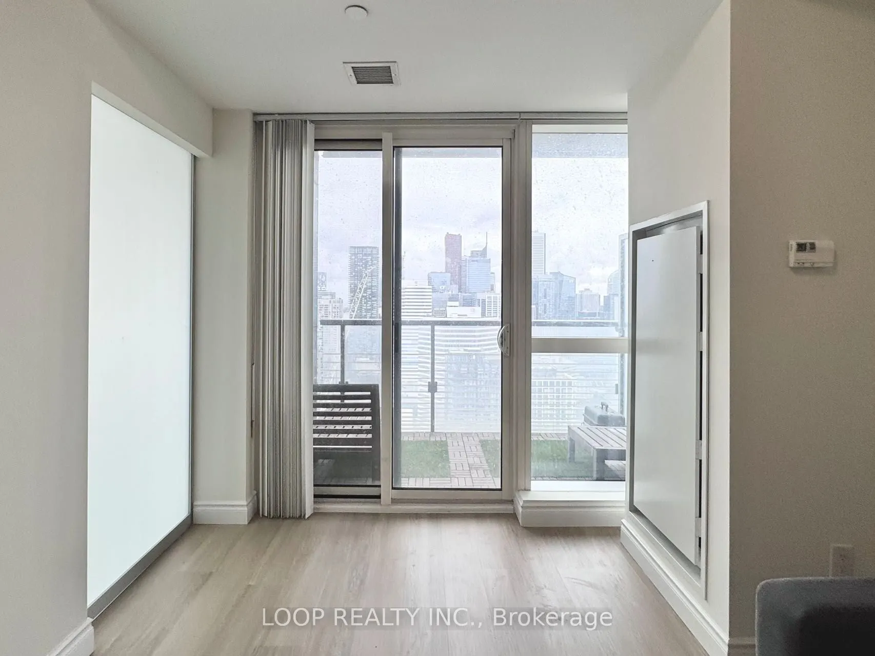 386 Yonge Street, #4108