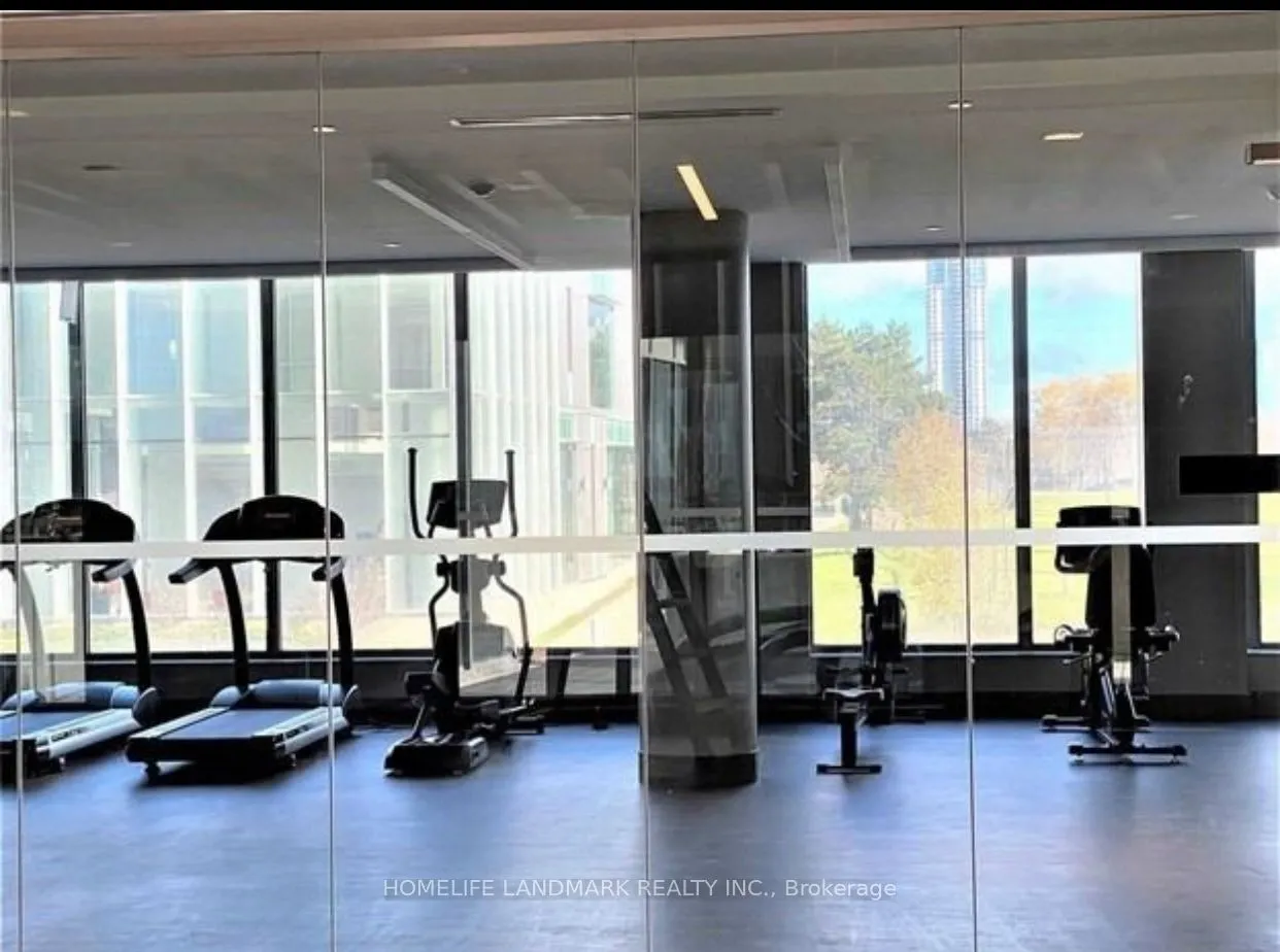 32 Forest Manor Road, #2202