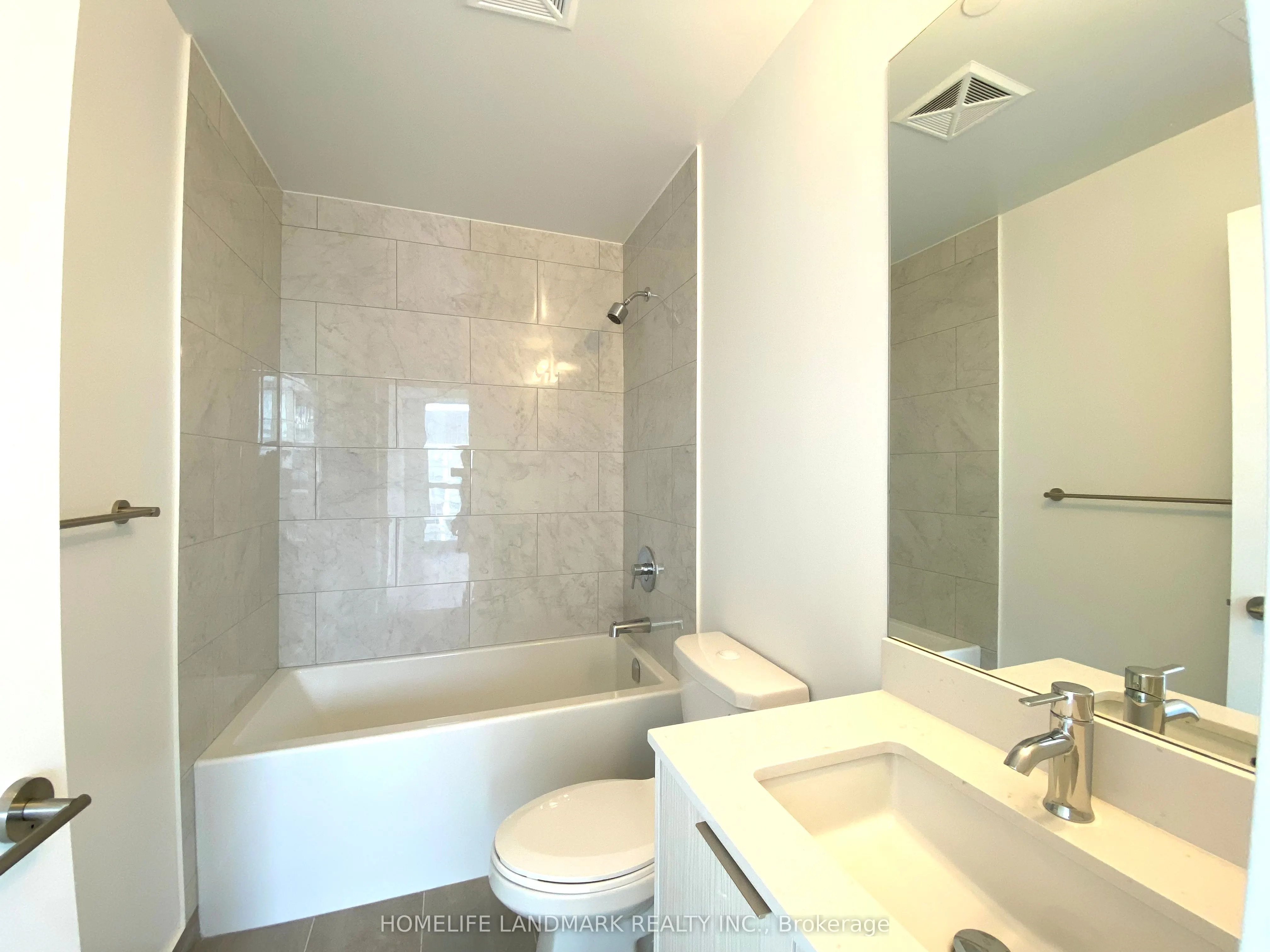 32 Forest Manor Road, #2202