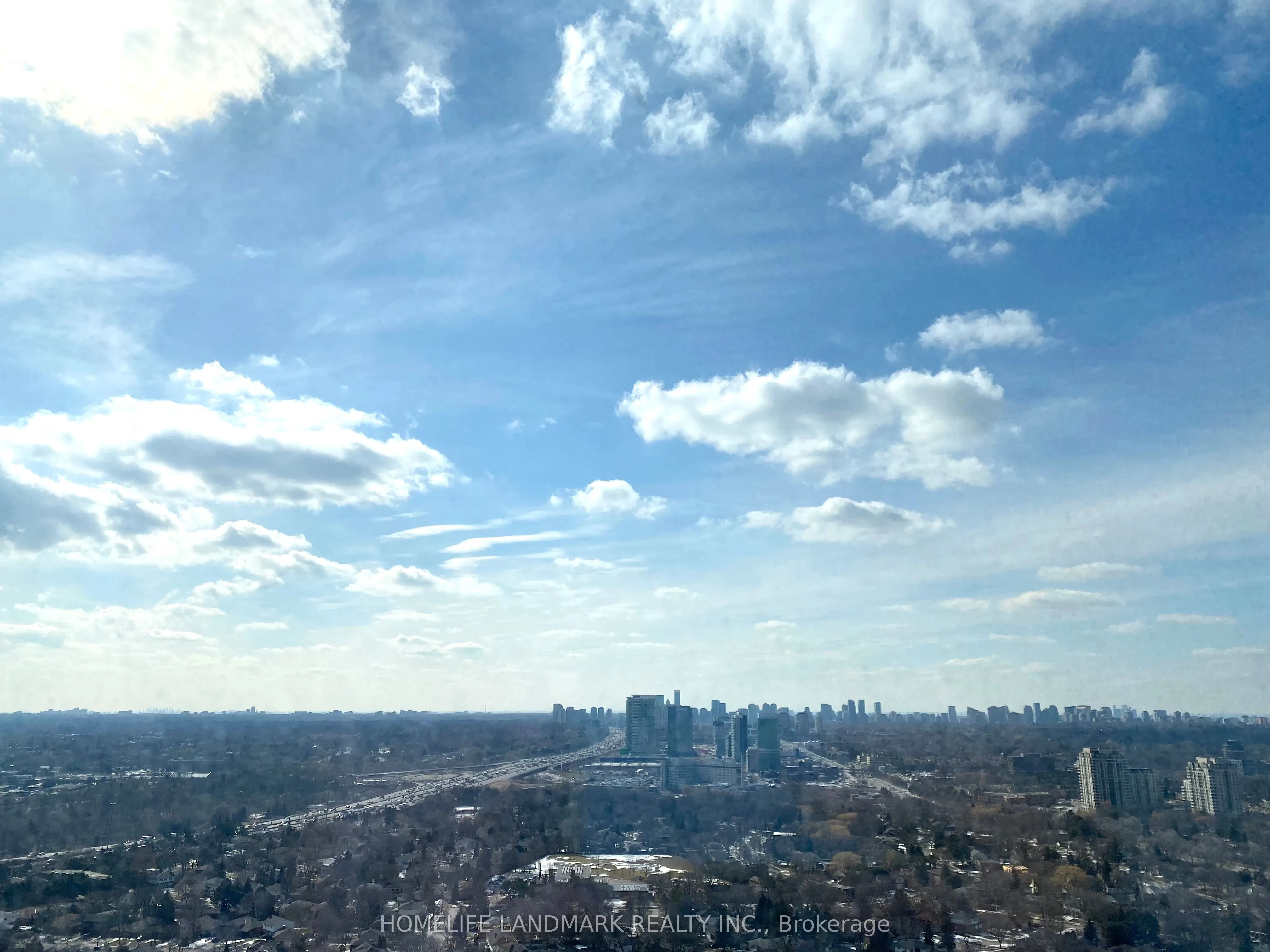 32 Forest Manor Road, #2202