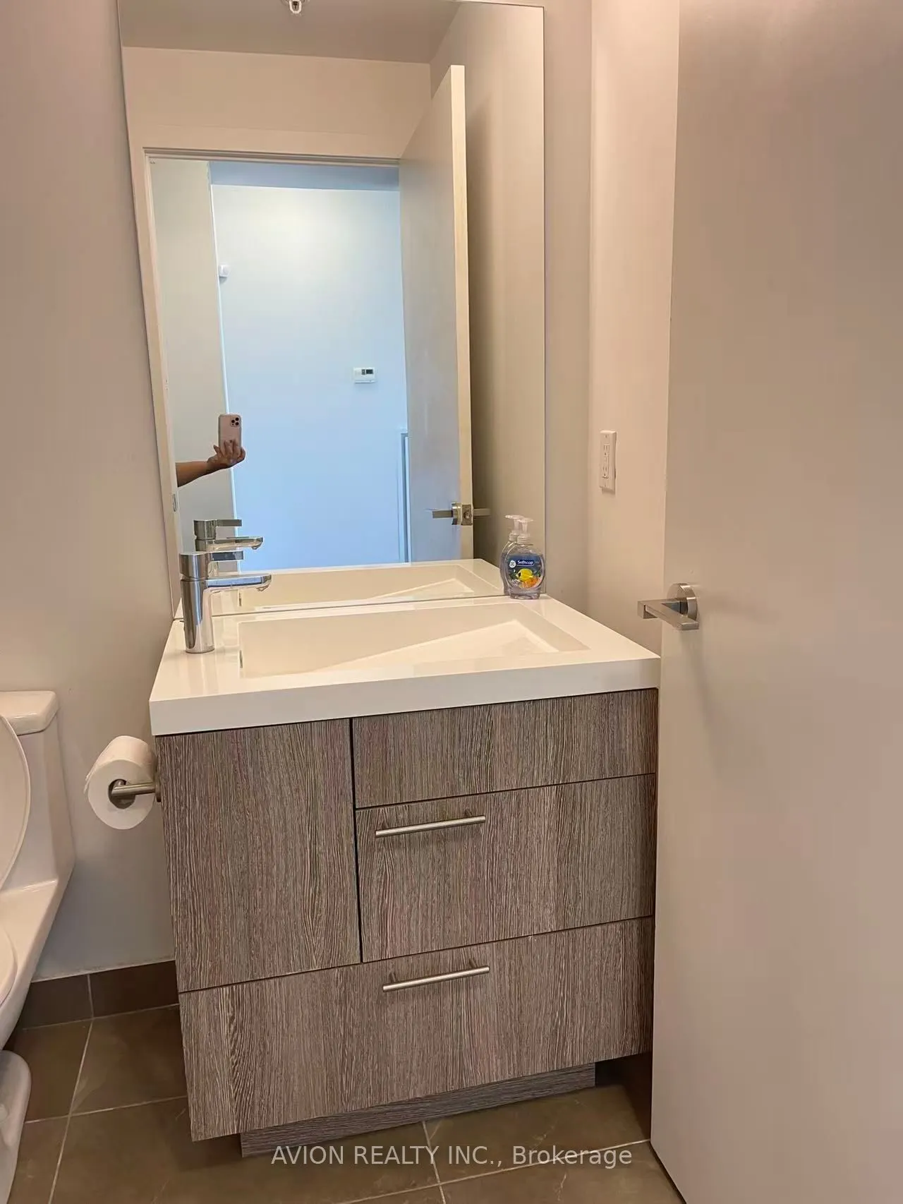 30 Nelson Street, #1507