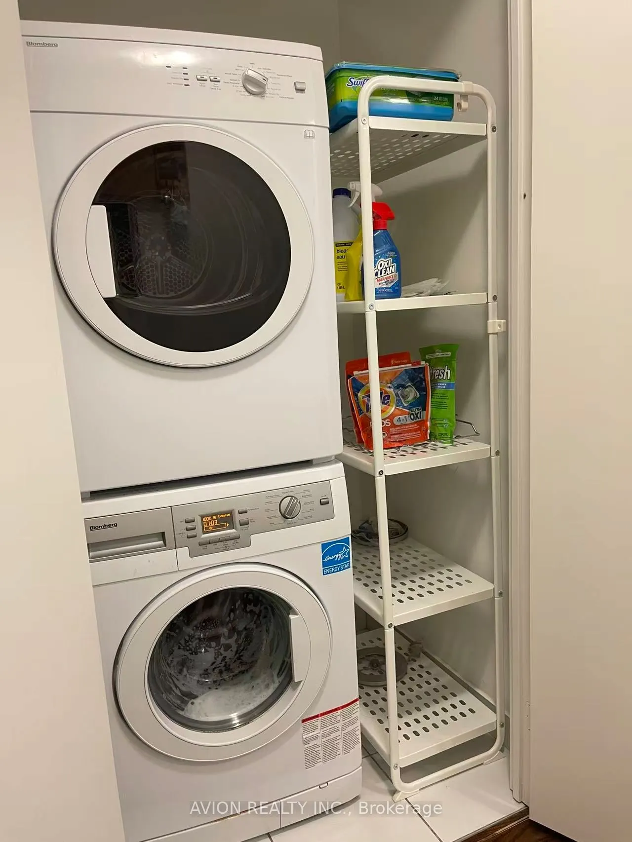 30 Nelson Street, #1507