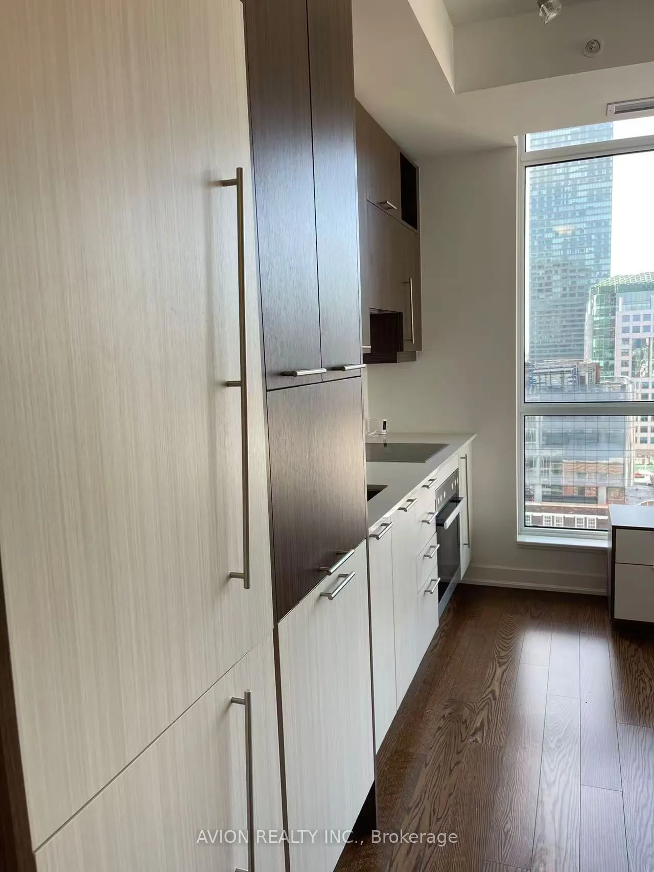 30 Nelson Street, #1507