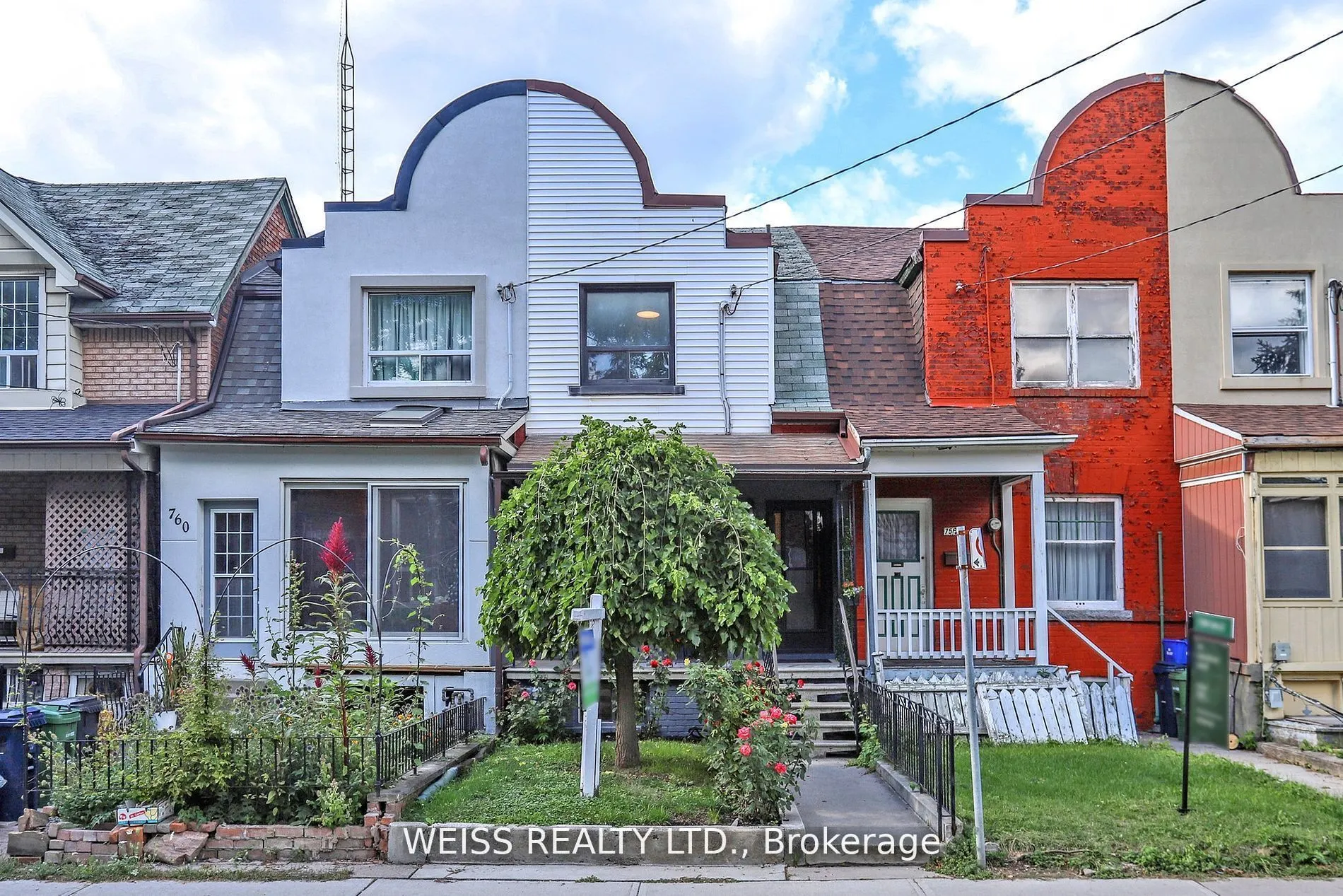 758 Richmond Street W