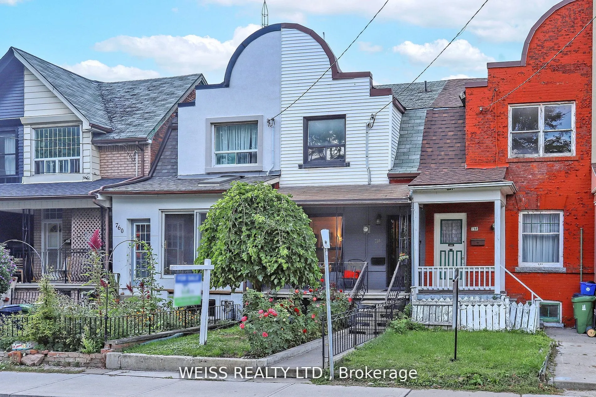 758 Richmond Street W