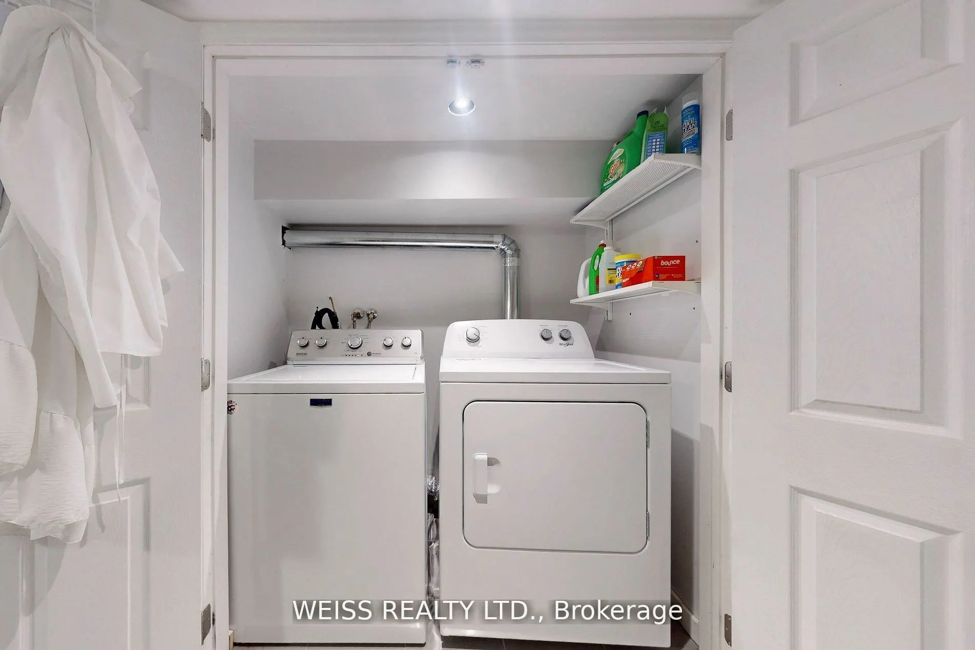 758 Richmond Street W