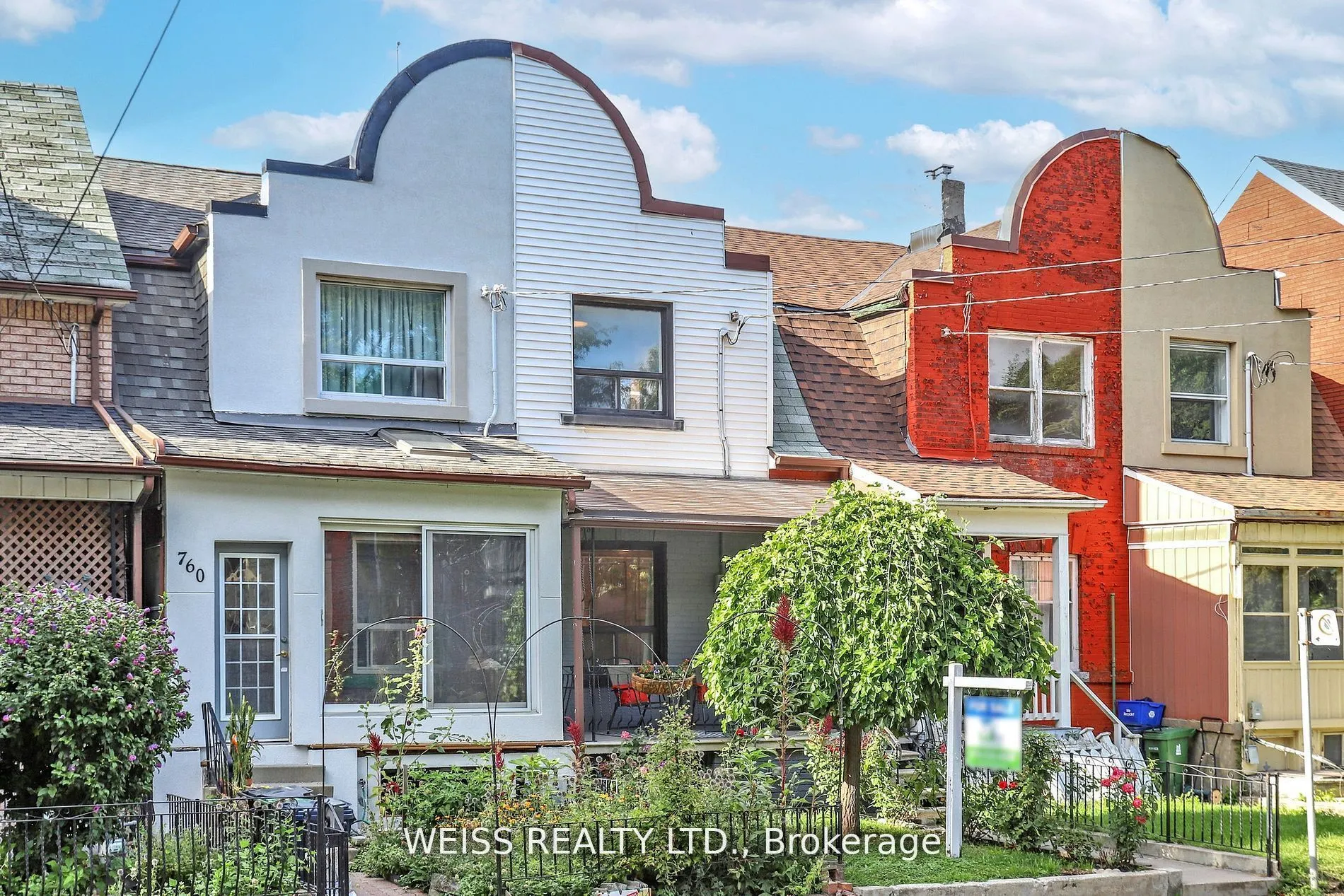 758 Richmond Street W