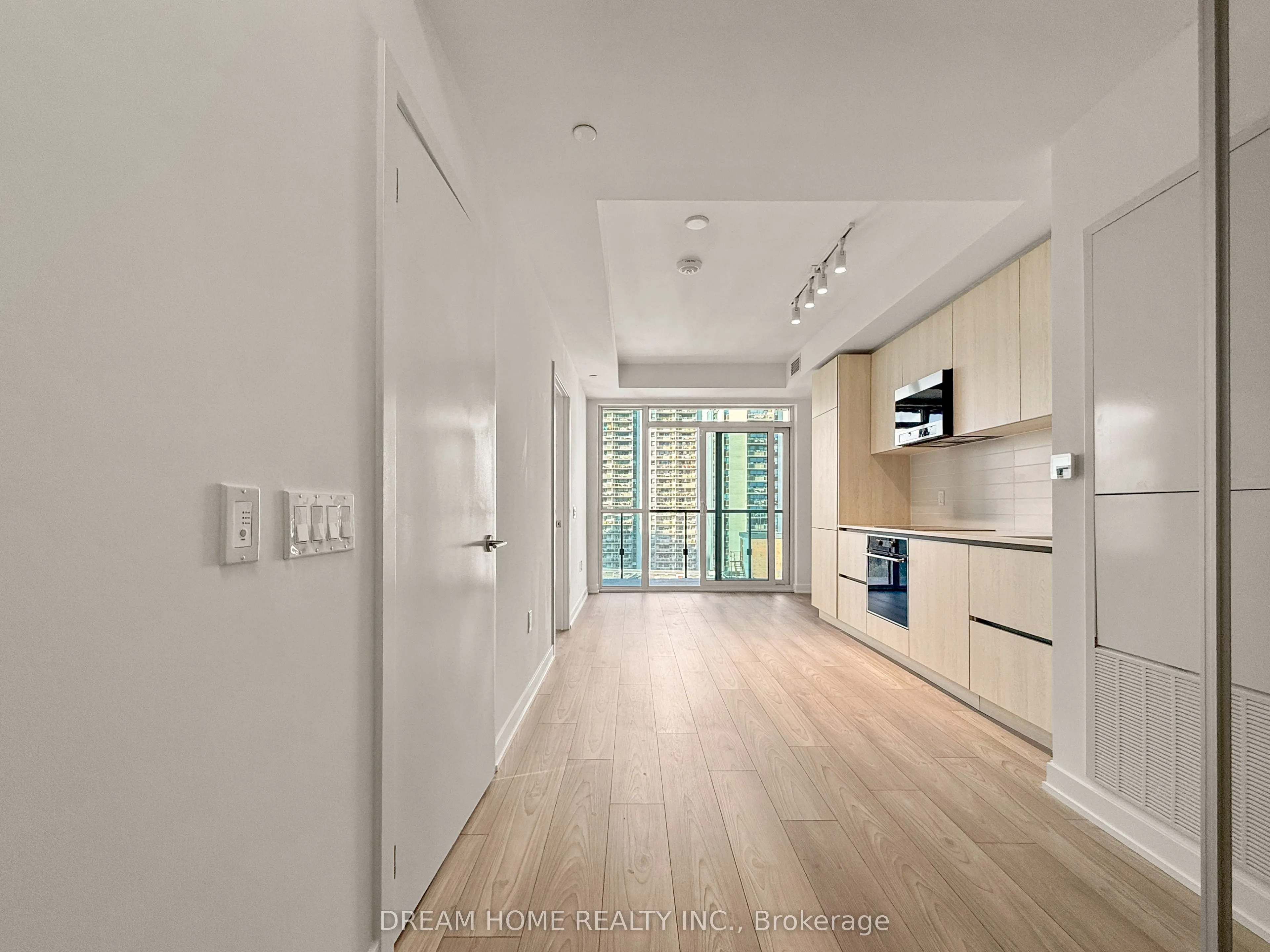 120 Broadway Avenue, #1314