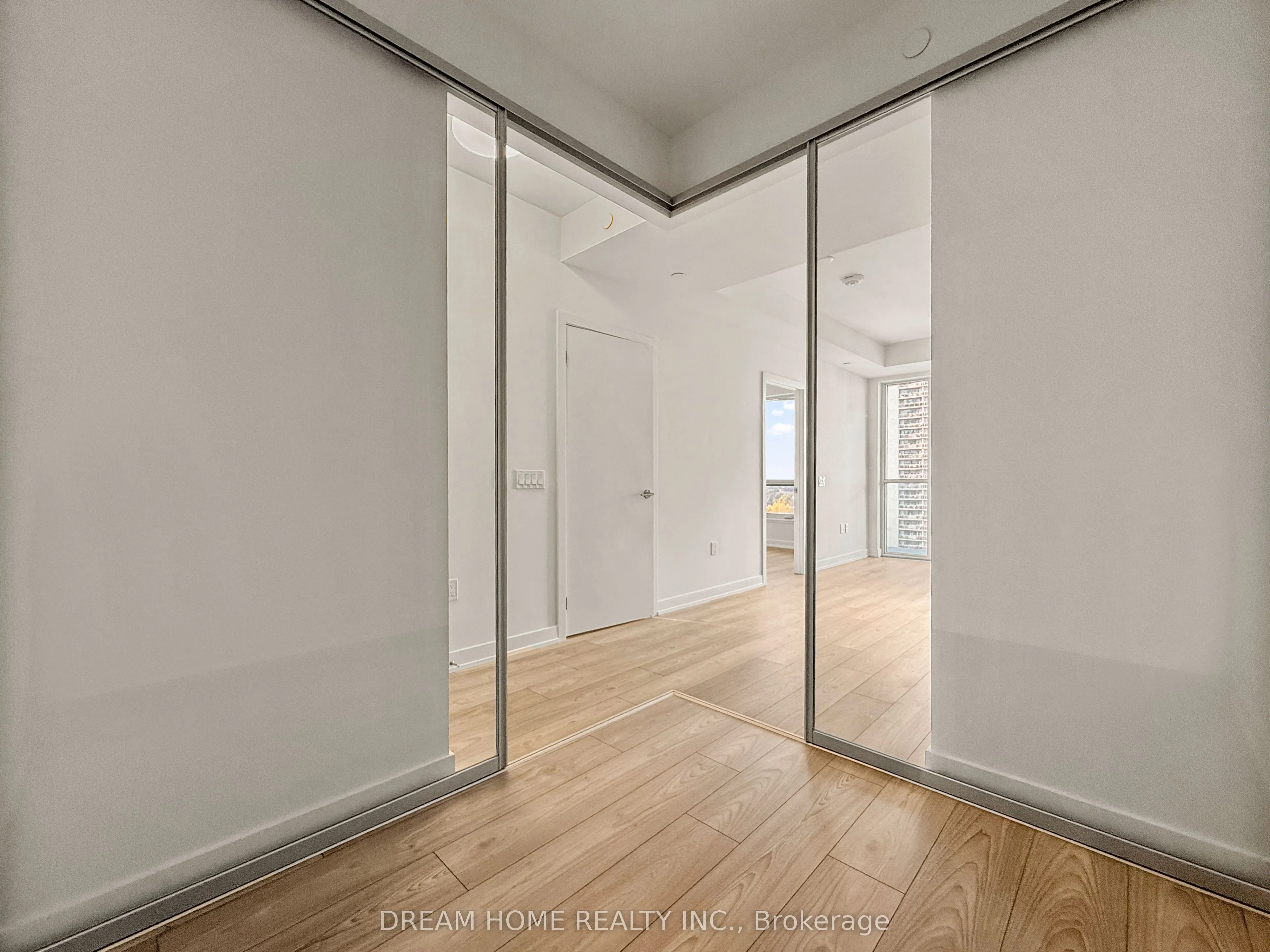 120 Broadway Avenue, #1314