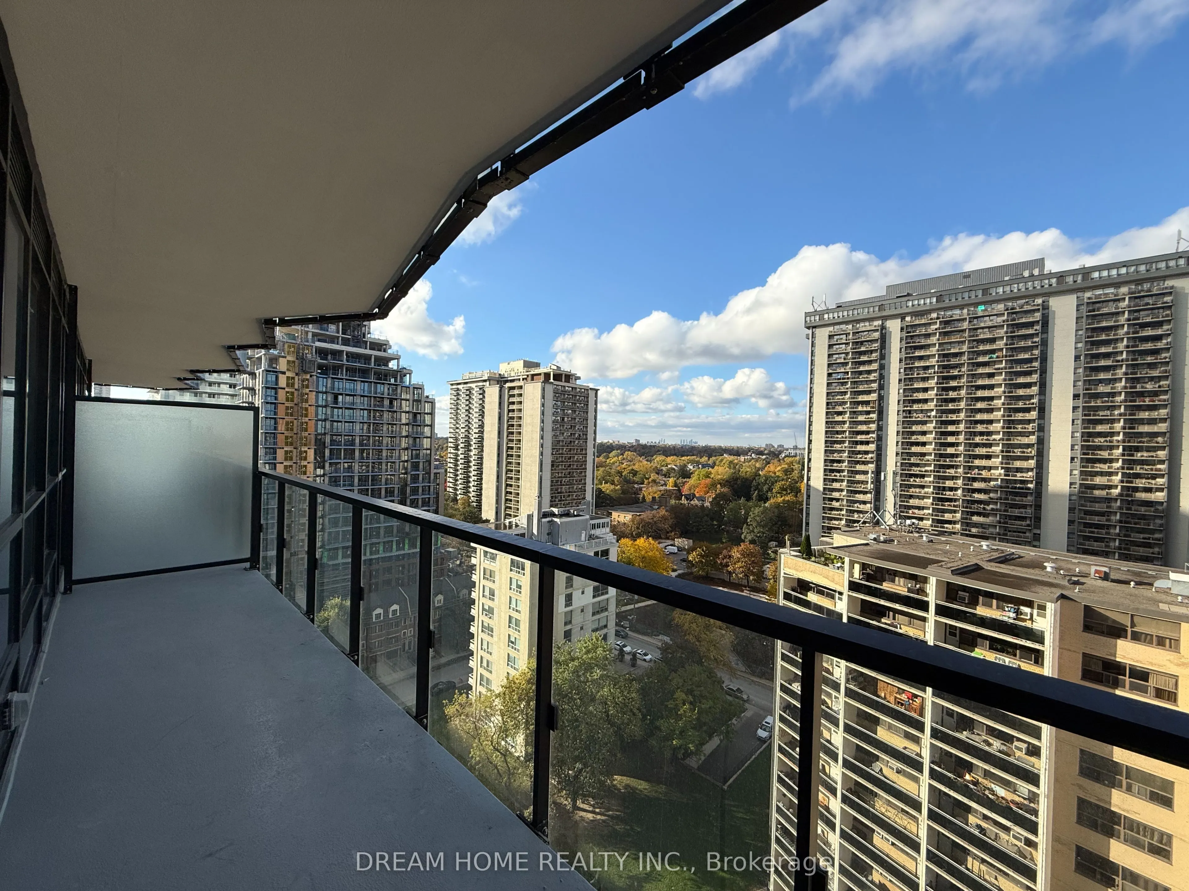 120 Broadway Avenue, #1314