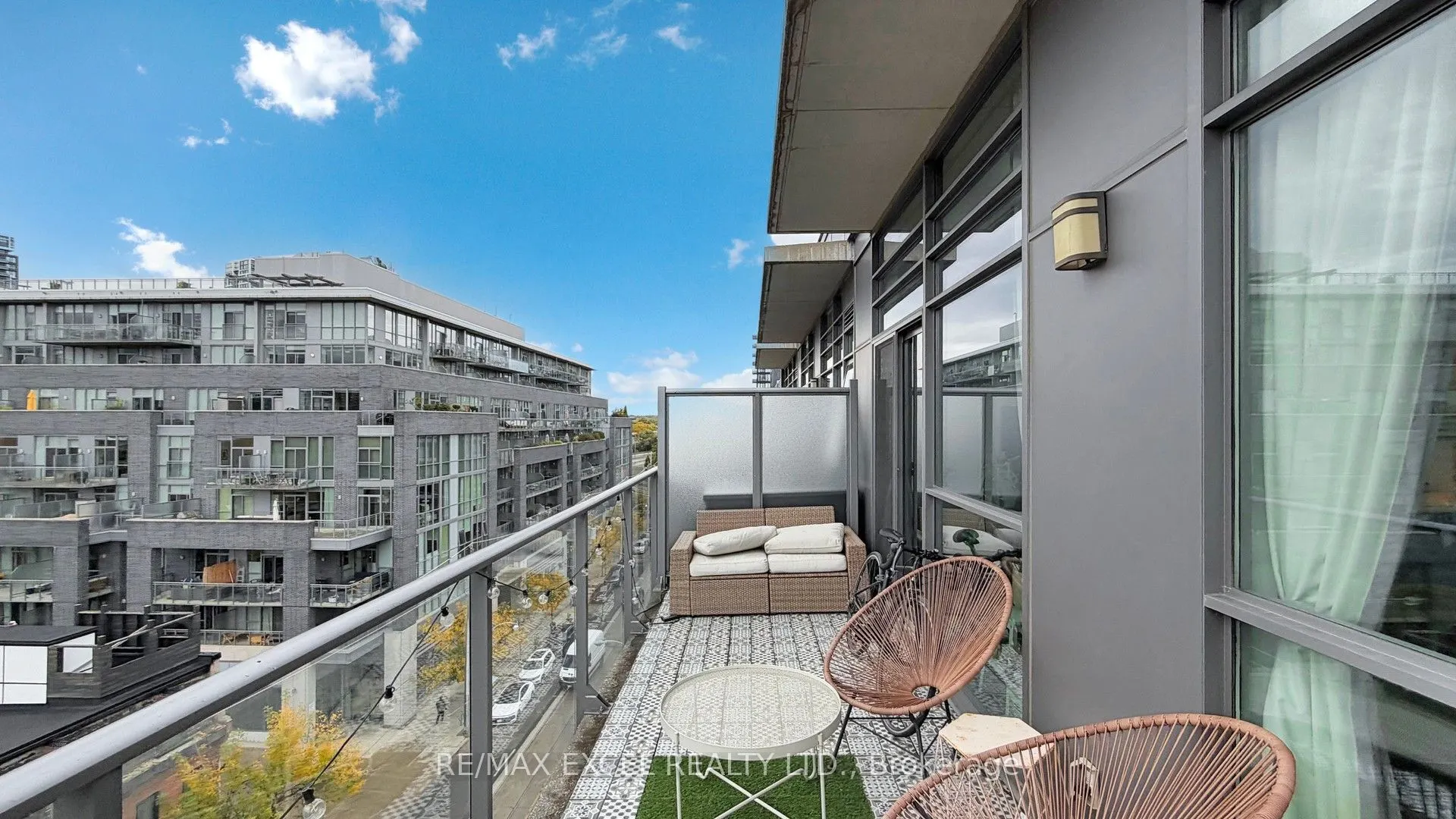 569 King Street E, #602