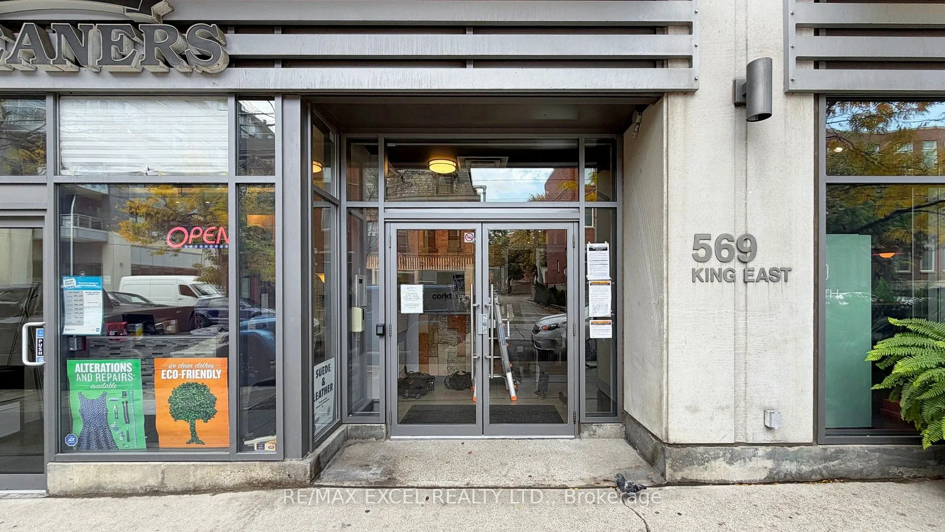 569 King Street E, #602