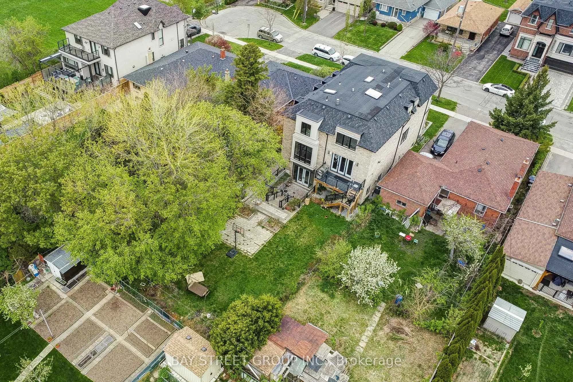 149 Alexis Boulevard