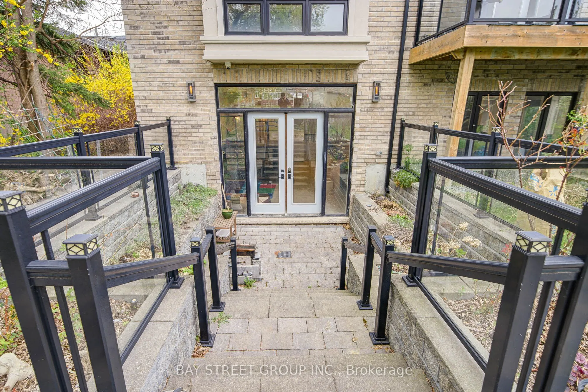 149 Alexis Boulevard