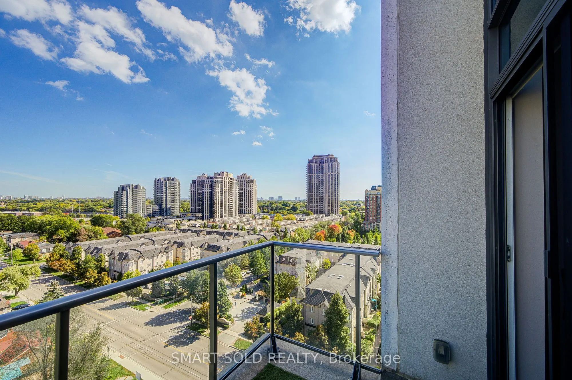 28 Avondale Avenue, #1203