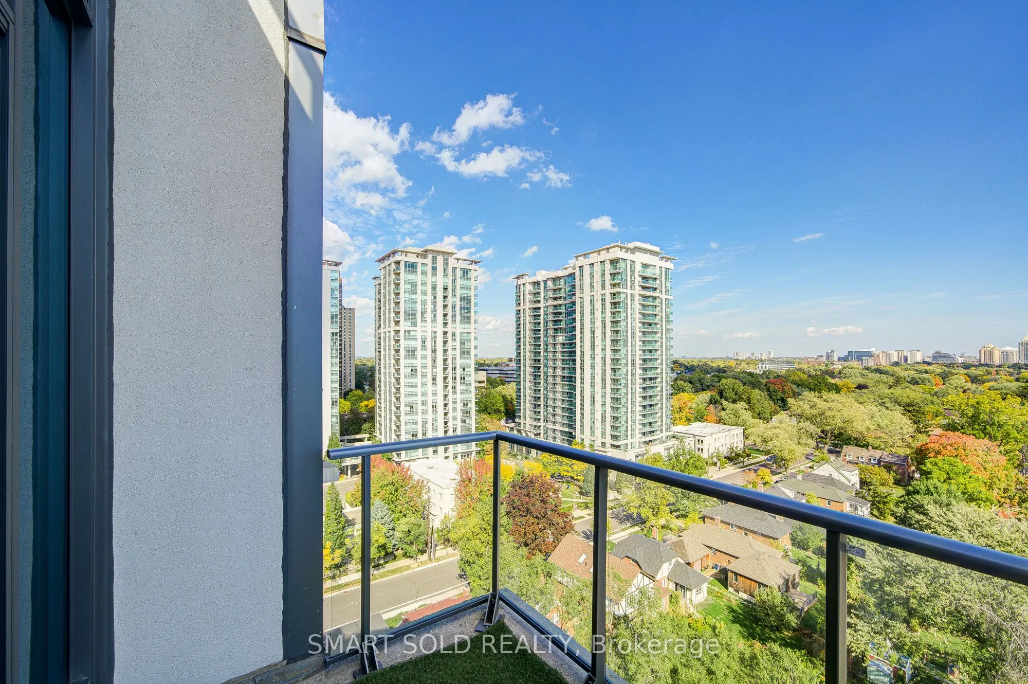 28 Avondale Avenue, #1203