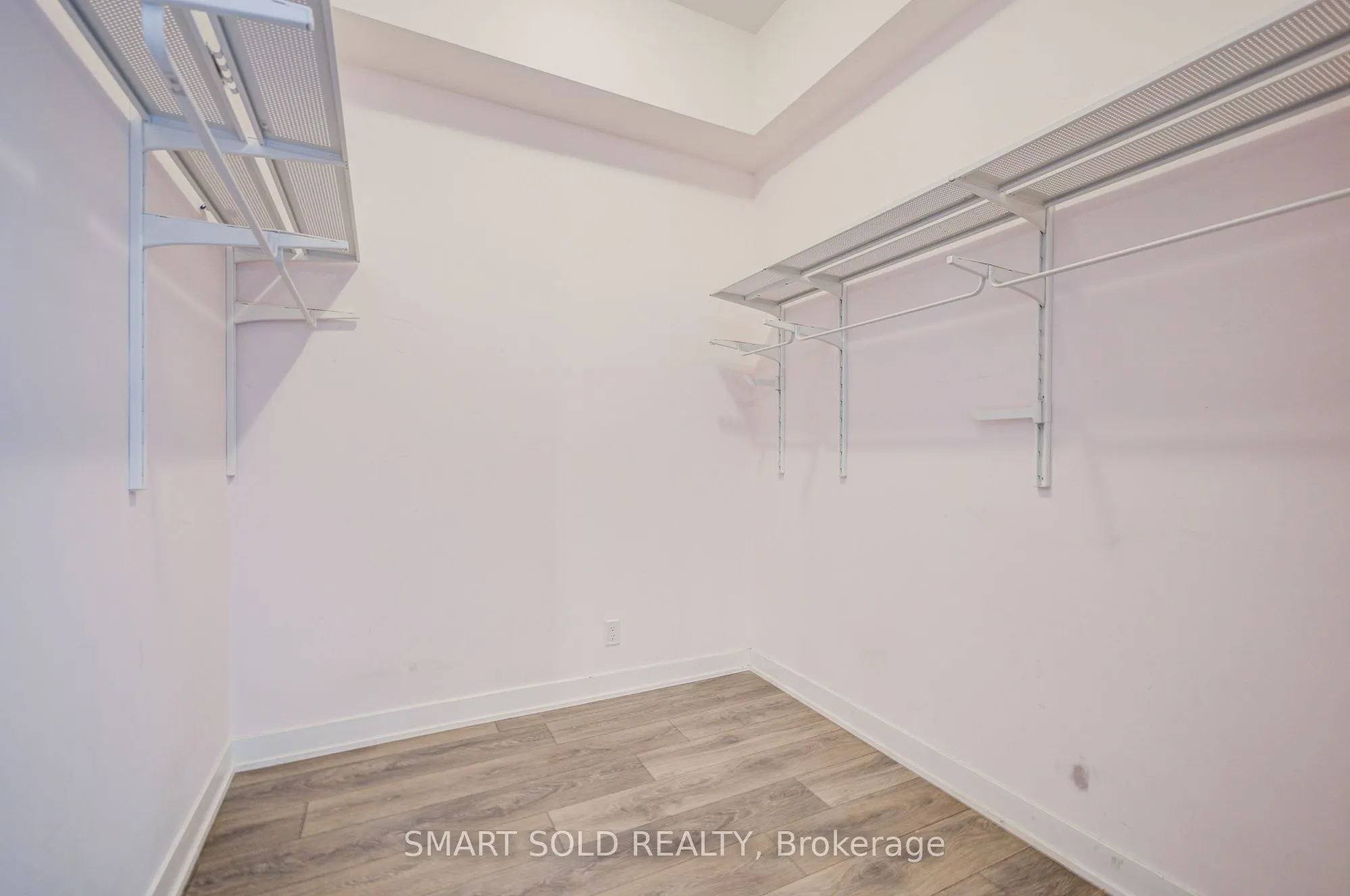 28 Avondale Avenue, #1203