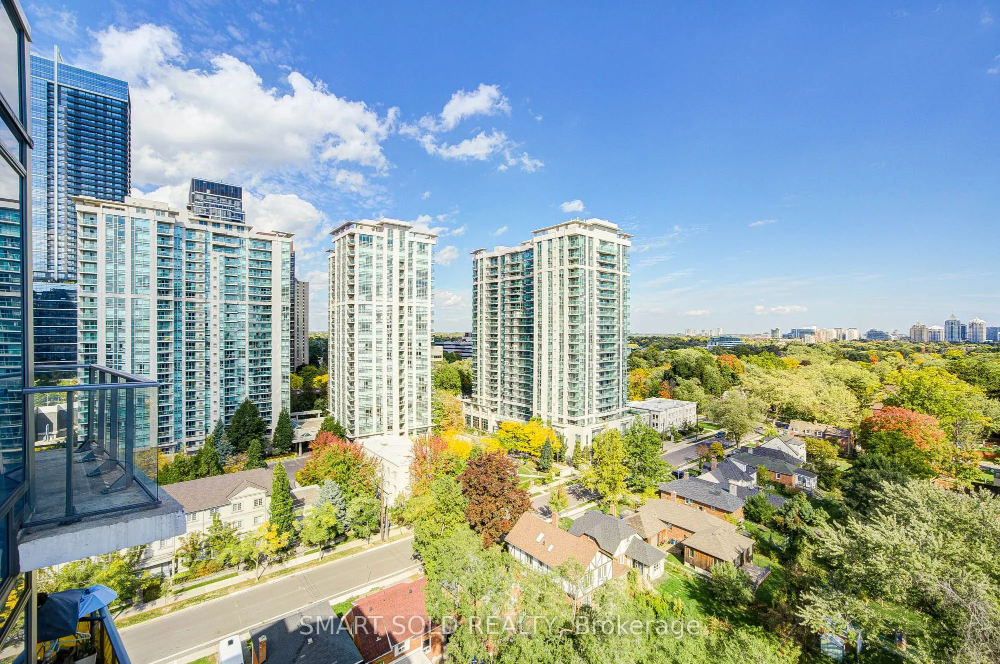 28 Avondale Avenue, #1203