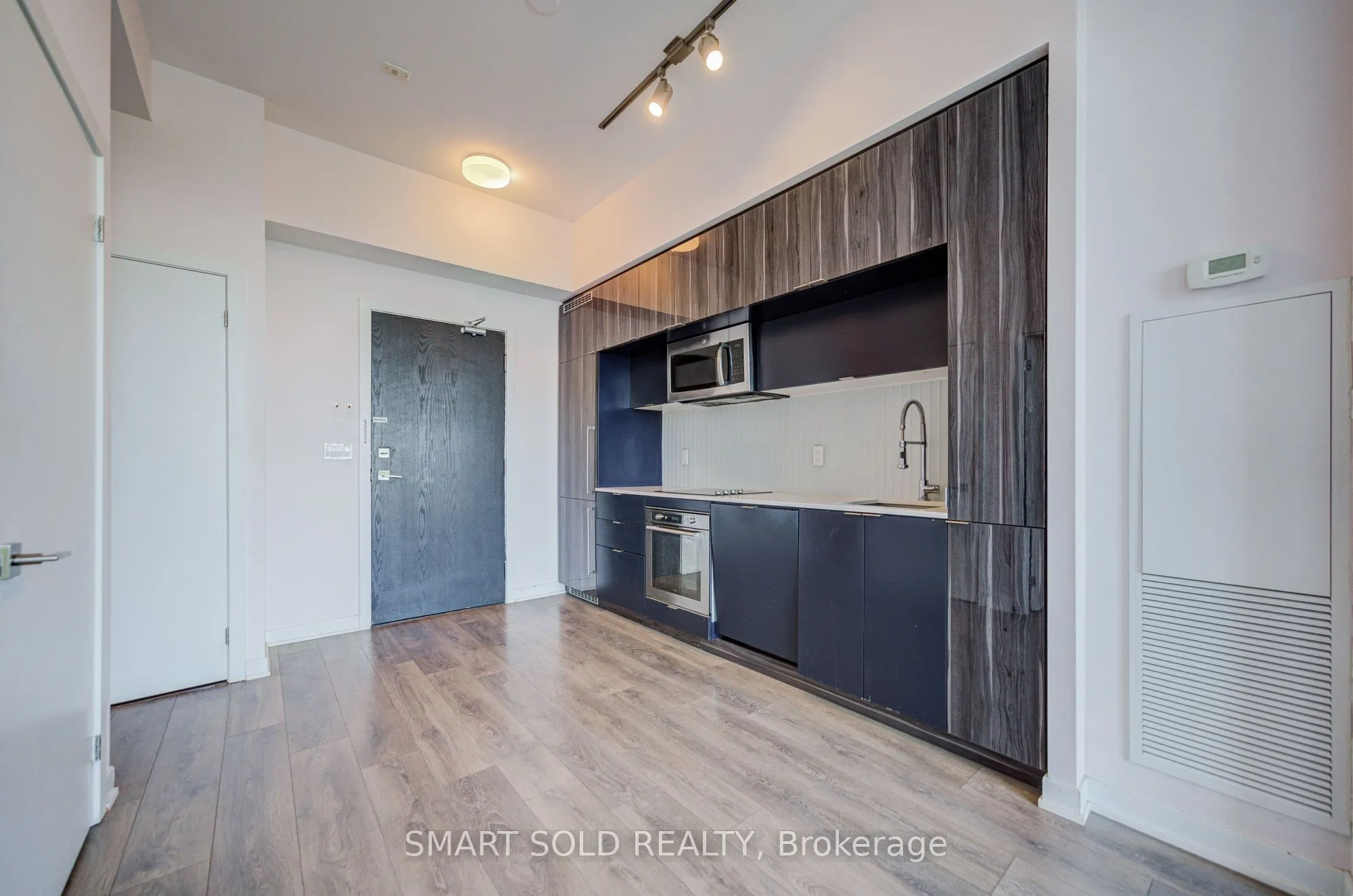 28 Avondale Avenue, #1203