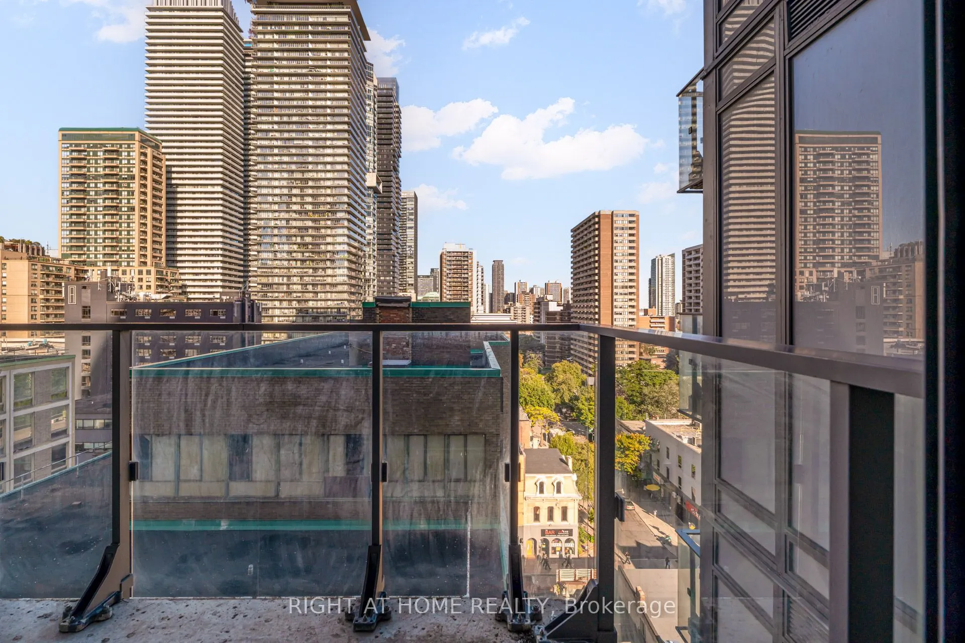 75 St Nicholas Street, #1109