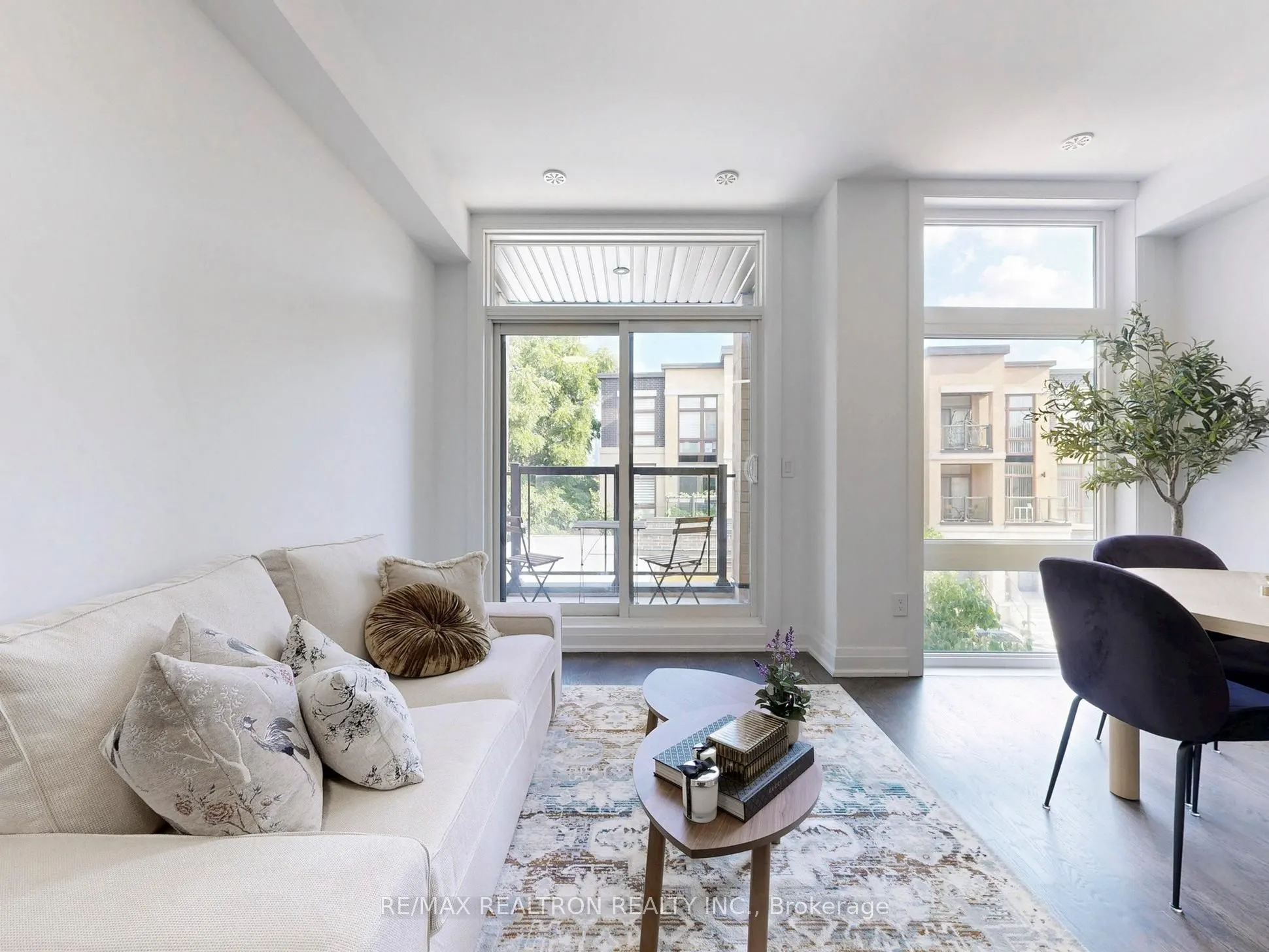 23 Eldora Avenue, #105