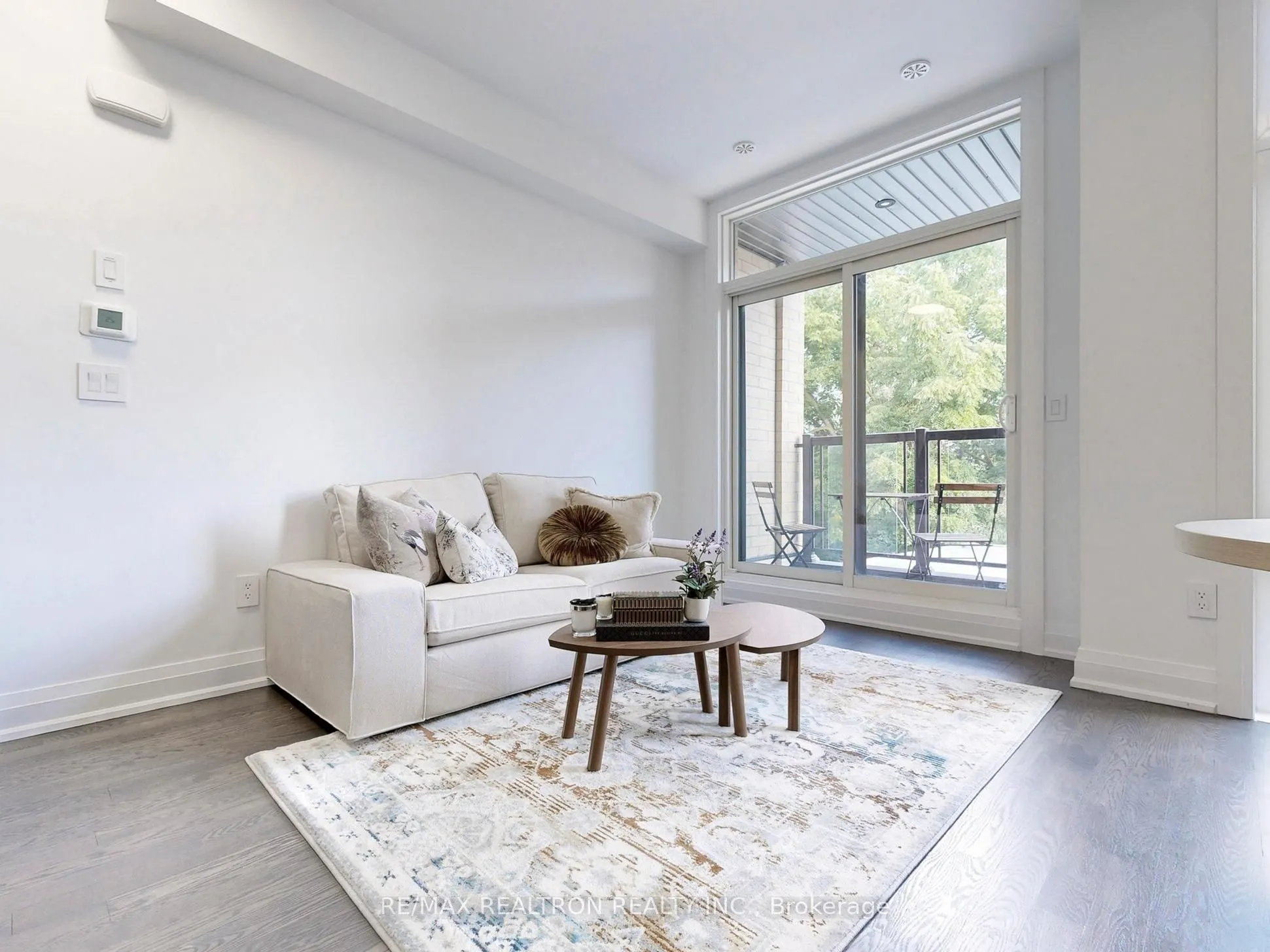 23 Eldora Avenue, #105