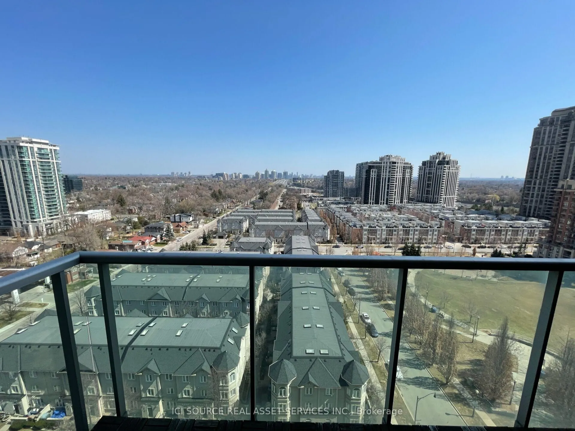 16 Harrison Garden Boulevard, #1610