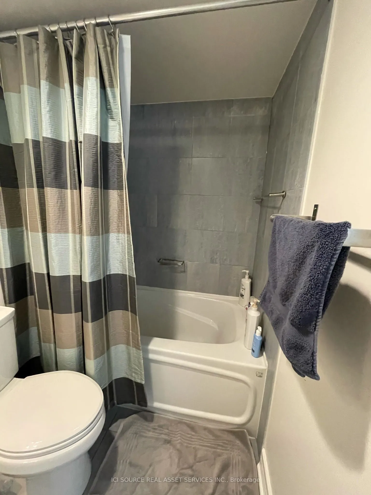 16 Harrison Garden Boulevard, #1610