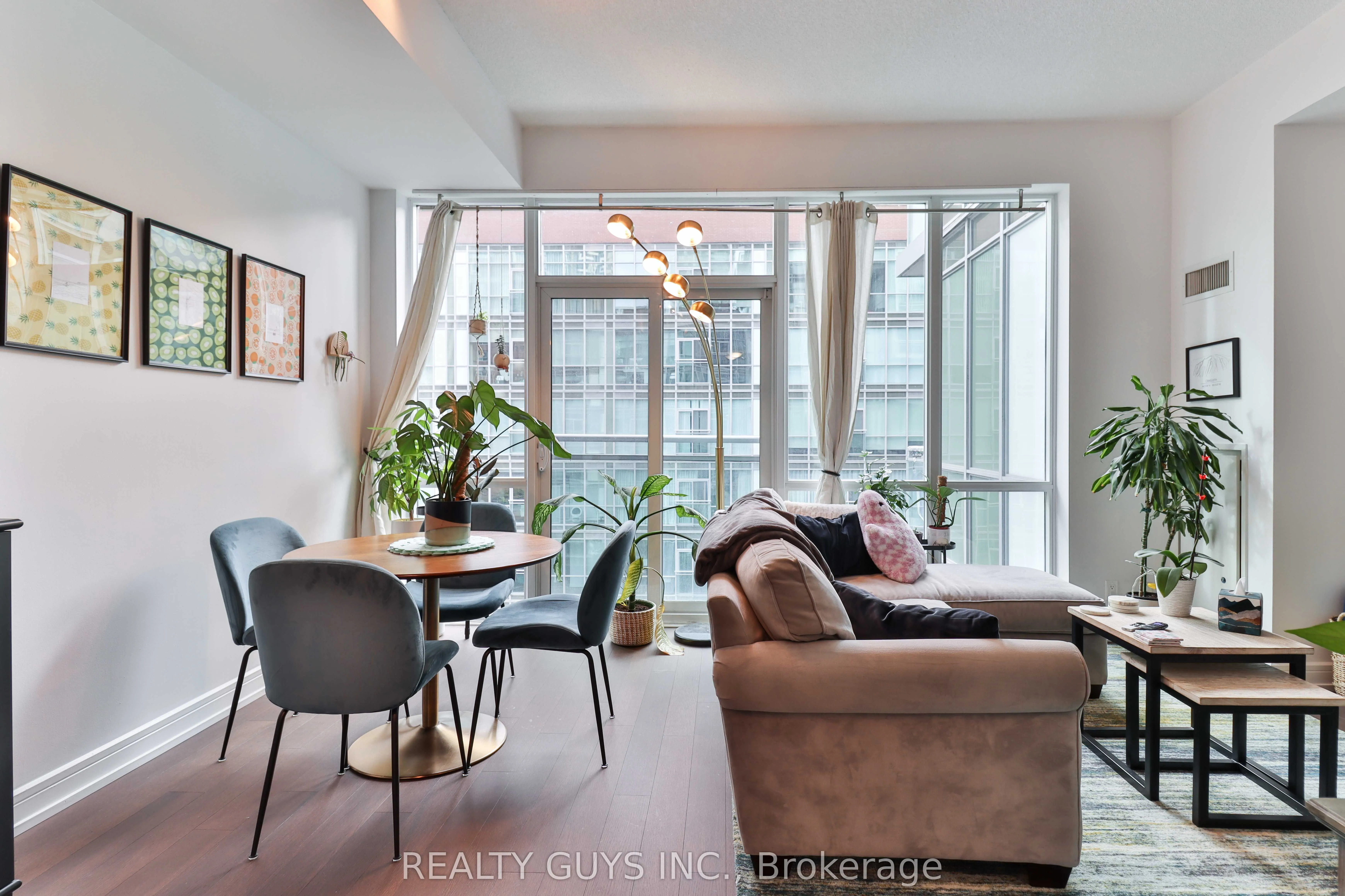 112 George Street, #631