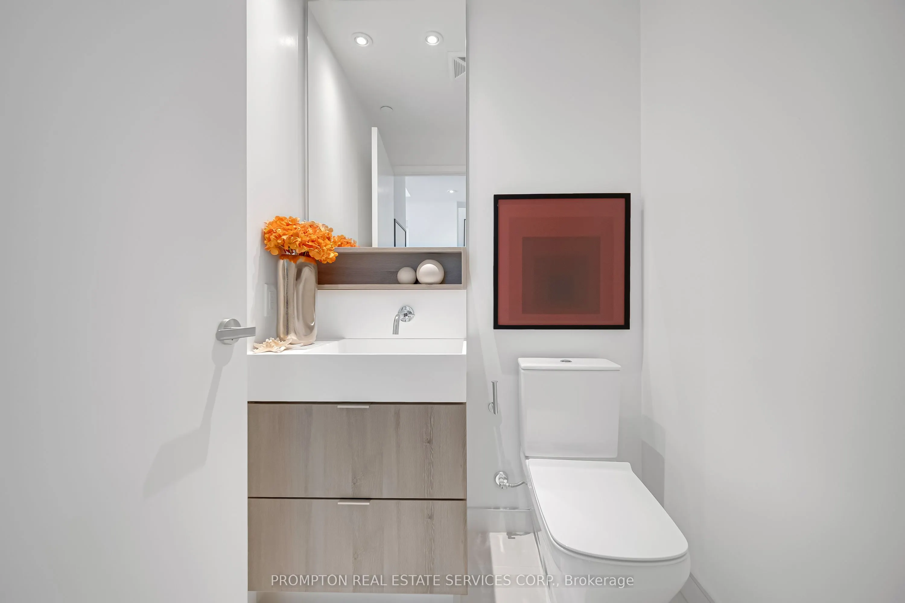 8 Hillsdale Avenue E, #1732