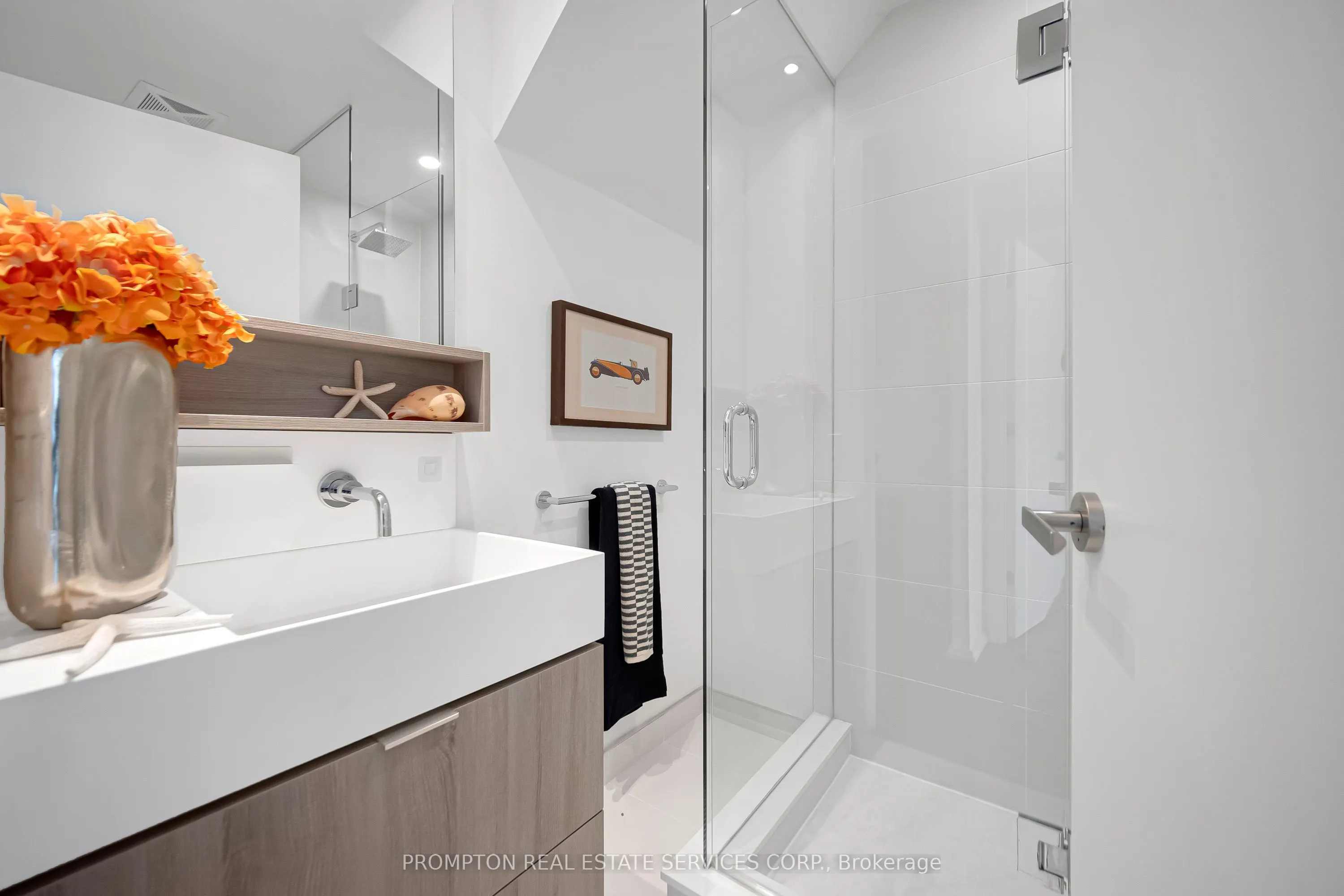 8 Hillsdale Avenue E, #1732