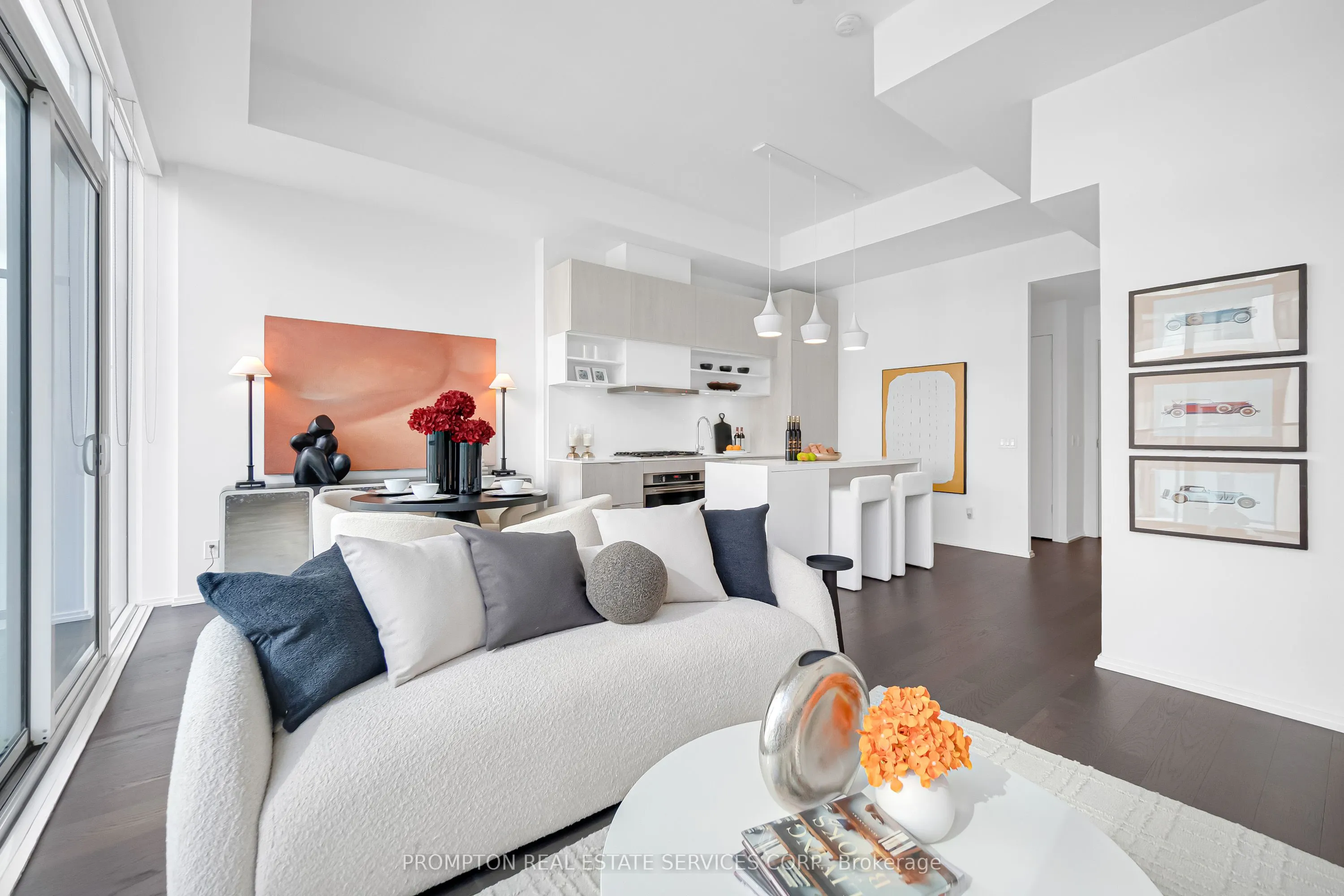 8 Hillsdale Avenue E, #1732