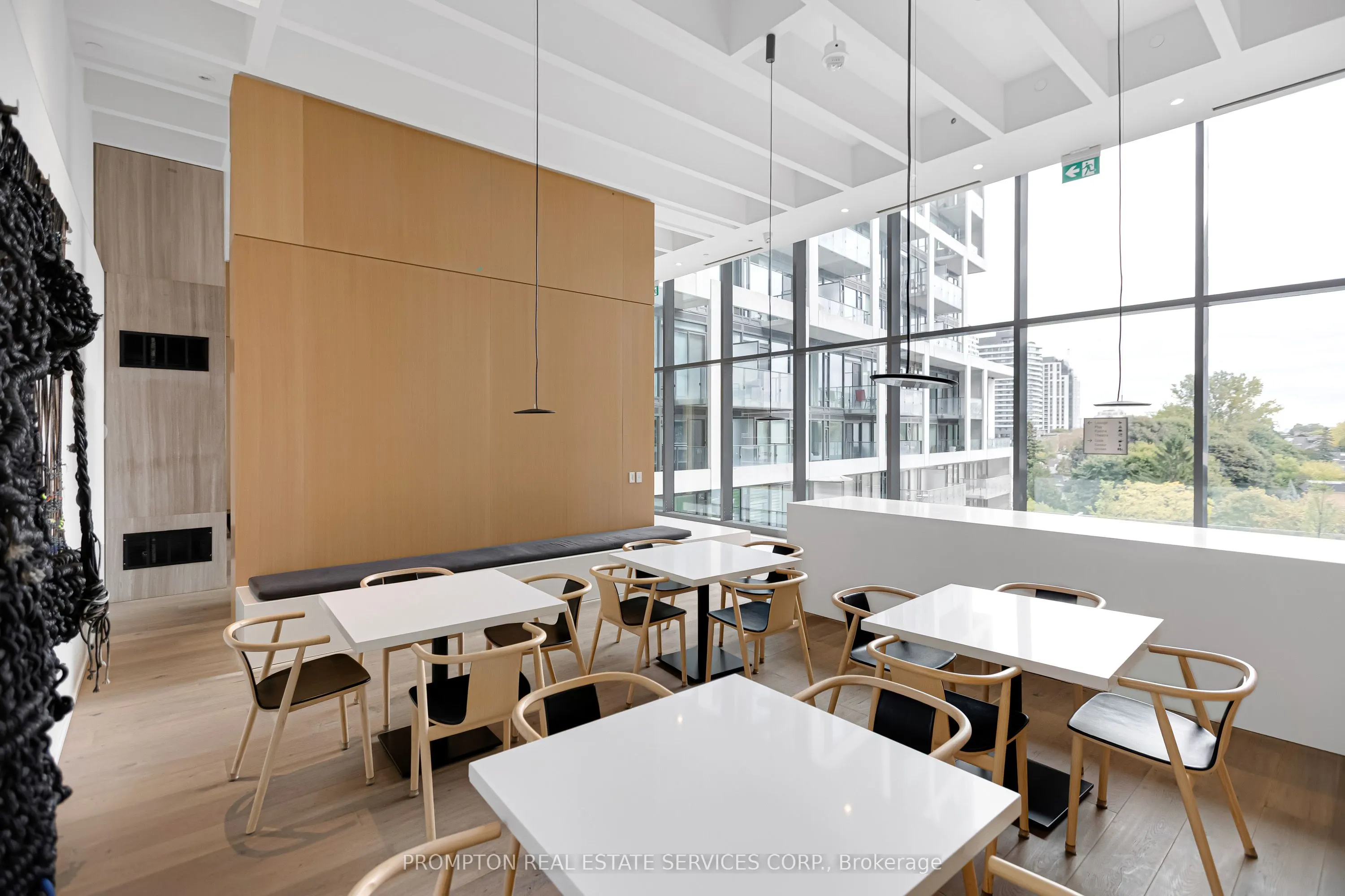 8 Hillsdale Avenue E, #1732