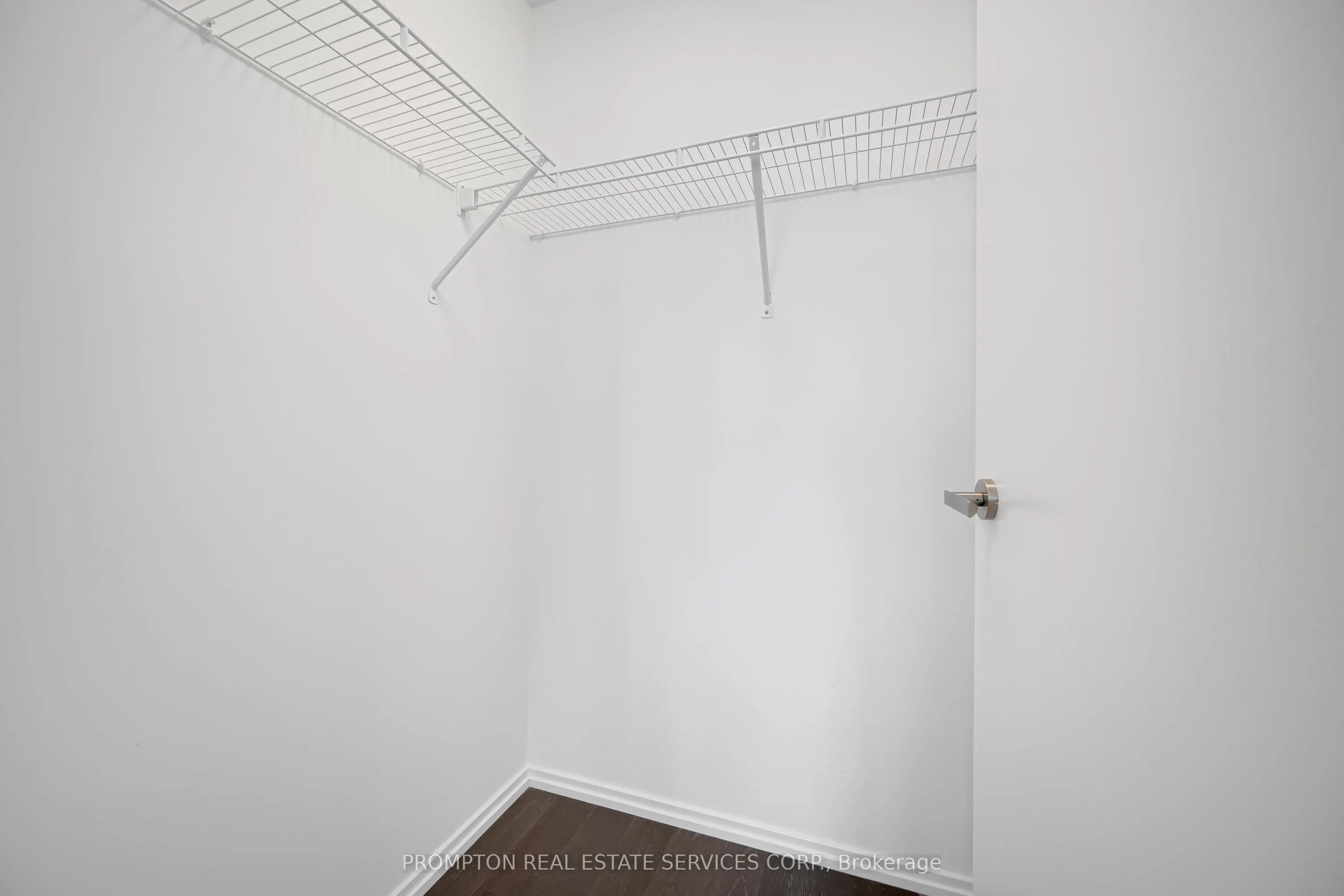 8 Hillsdale Avenue E, #1732