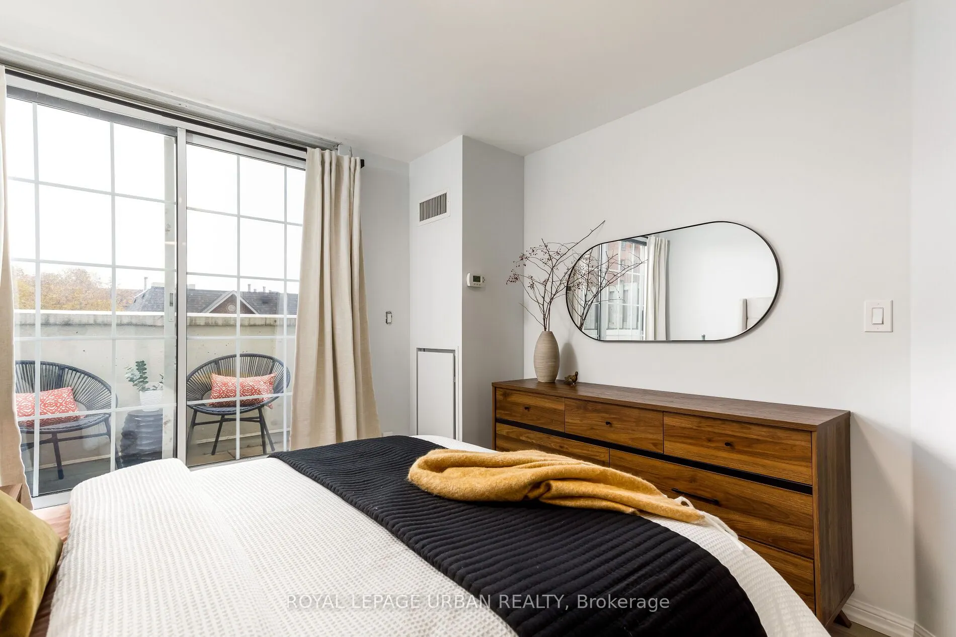 39 Shank Street, #319