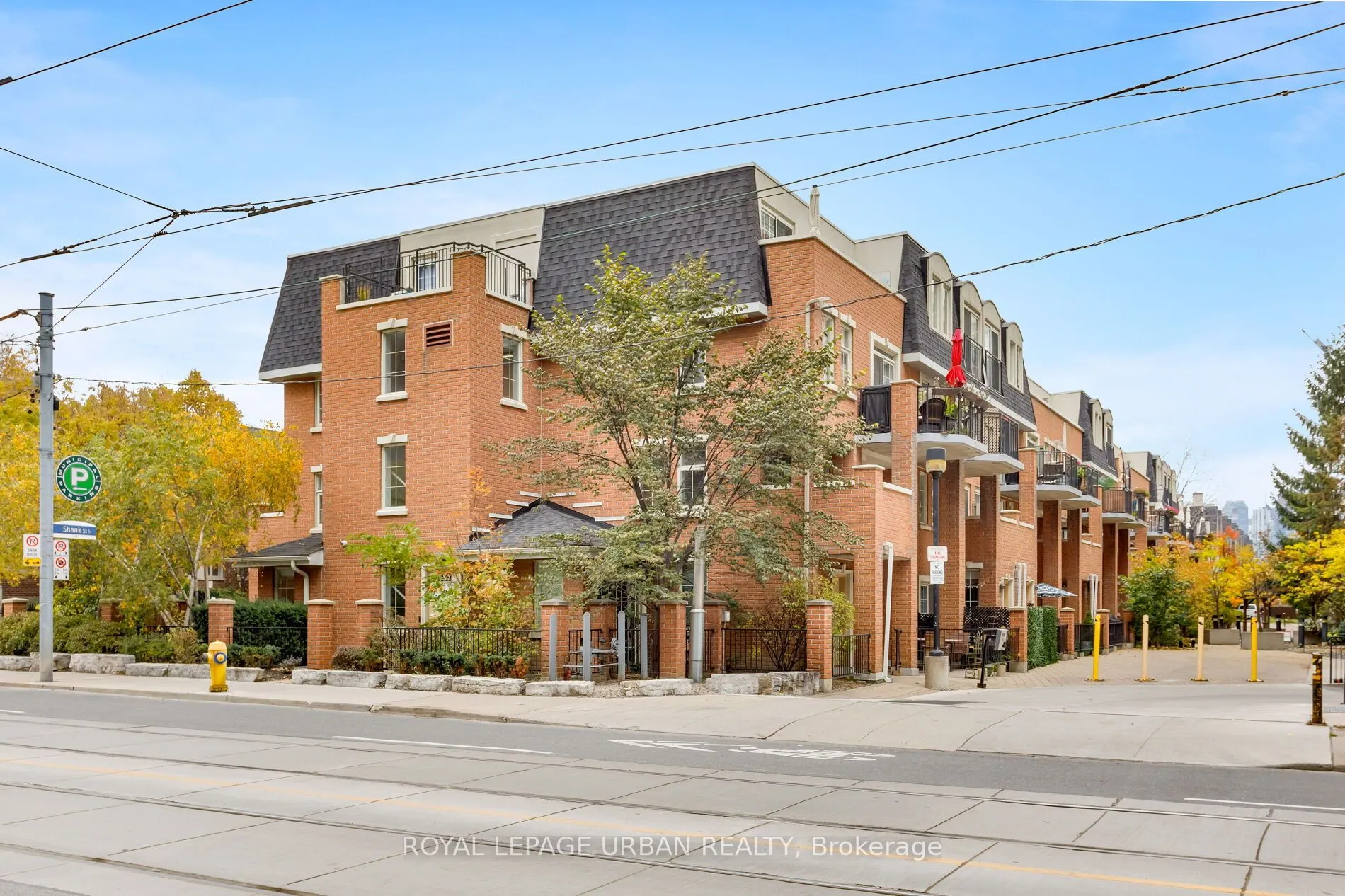 39 Shank Street, #319