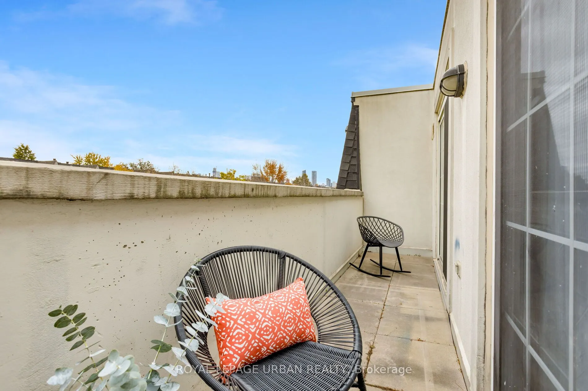 39 Shank Street, #319