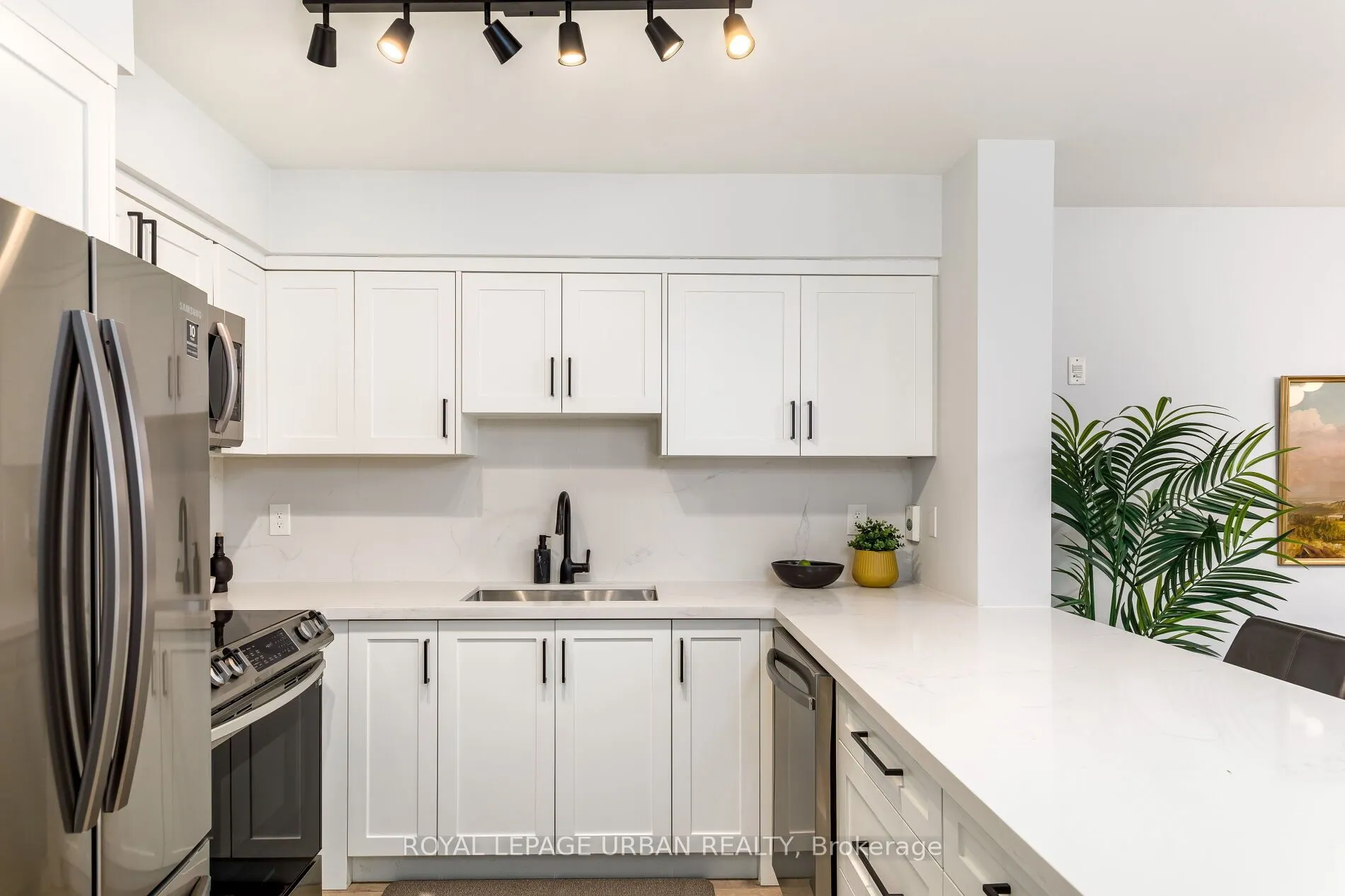 39 Shank Street, #319