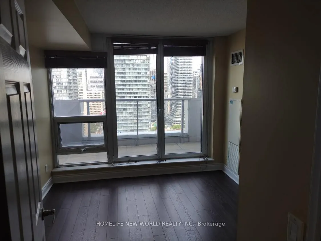 763 bay Street, #3213