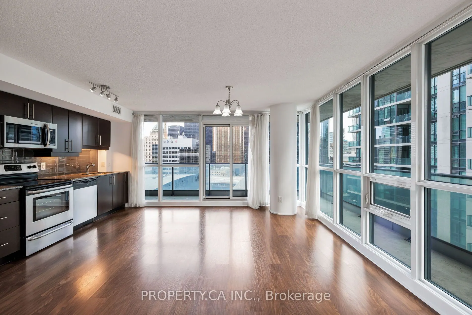 33 Bay Street, #1604
