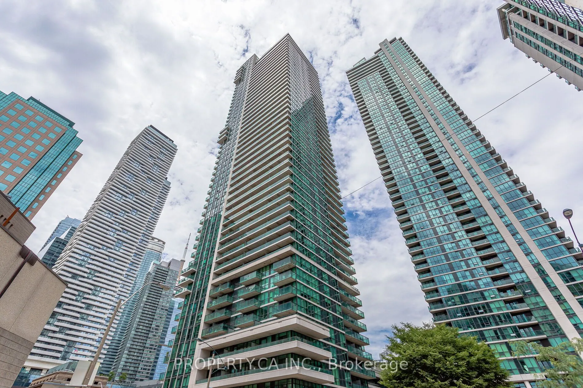 33 Bay Street, #1604