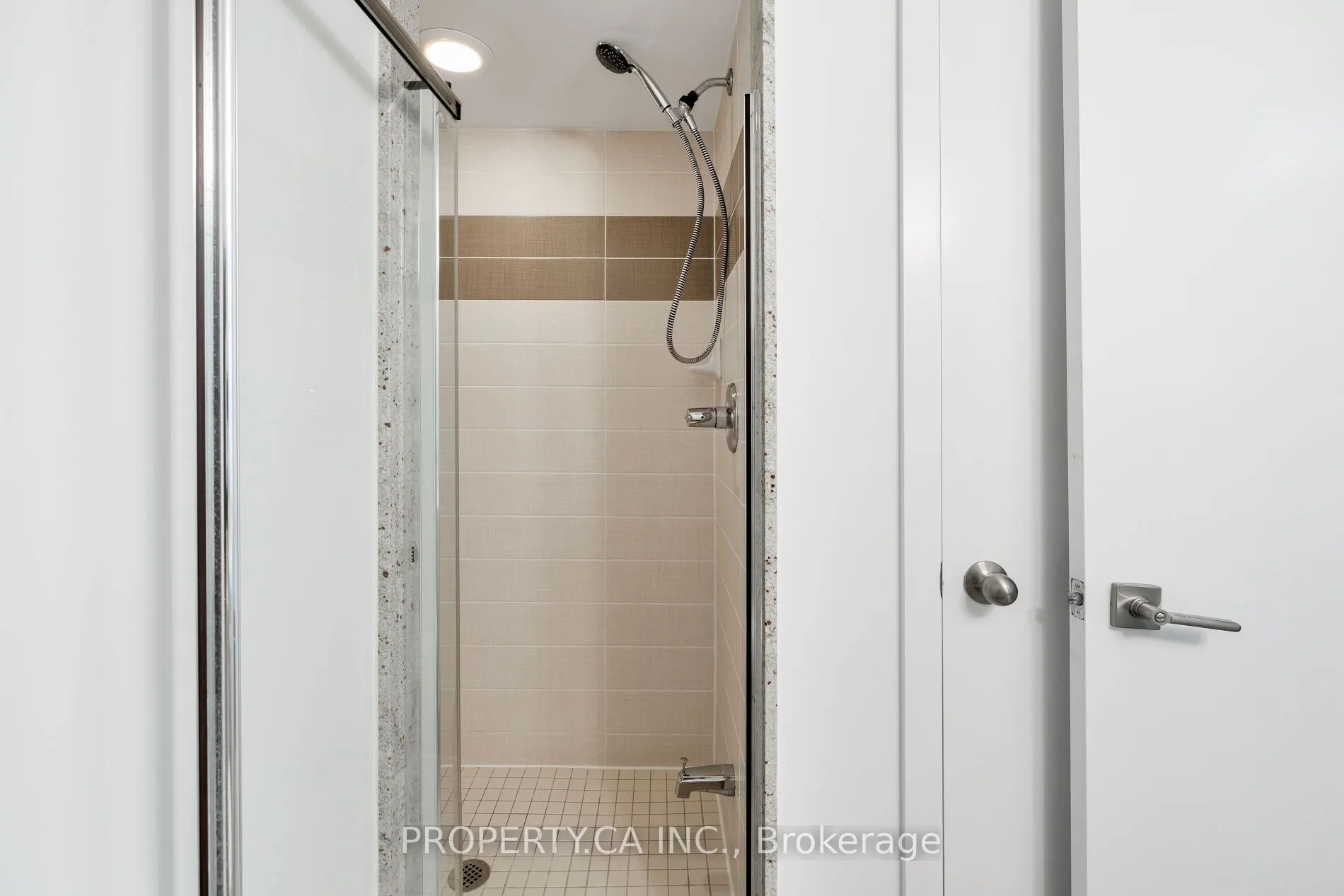 33 Bay Street, #1604