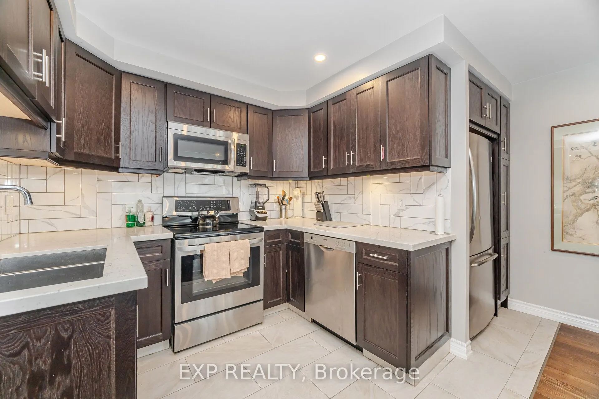 55 Centre Avenue, #2007