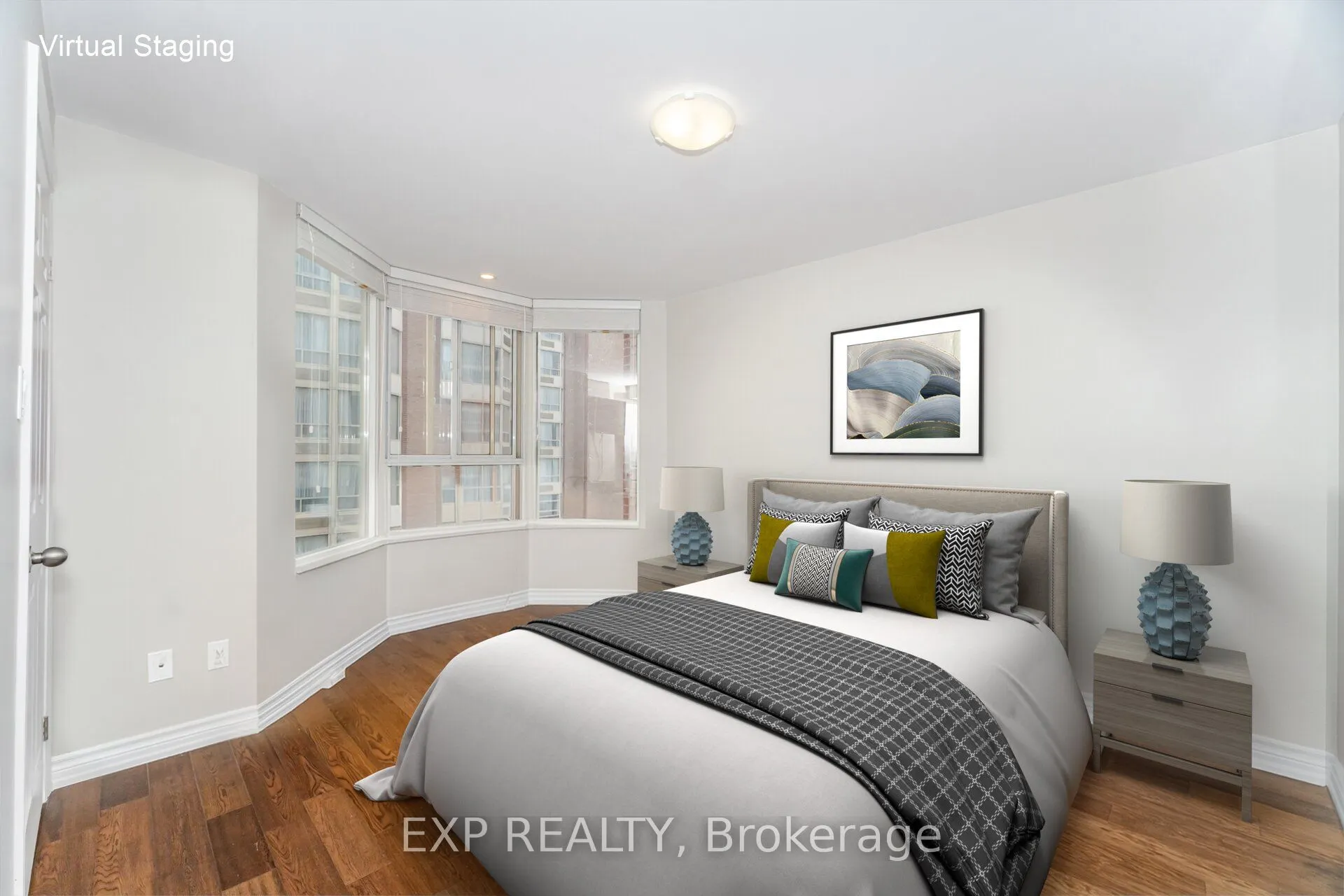 55 Centre Avenue, #2007