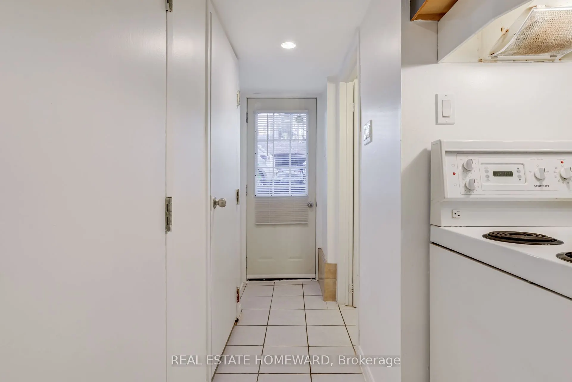 208 Ontario Street, #Lower