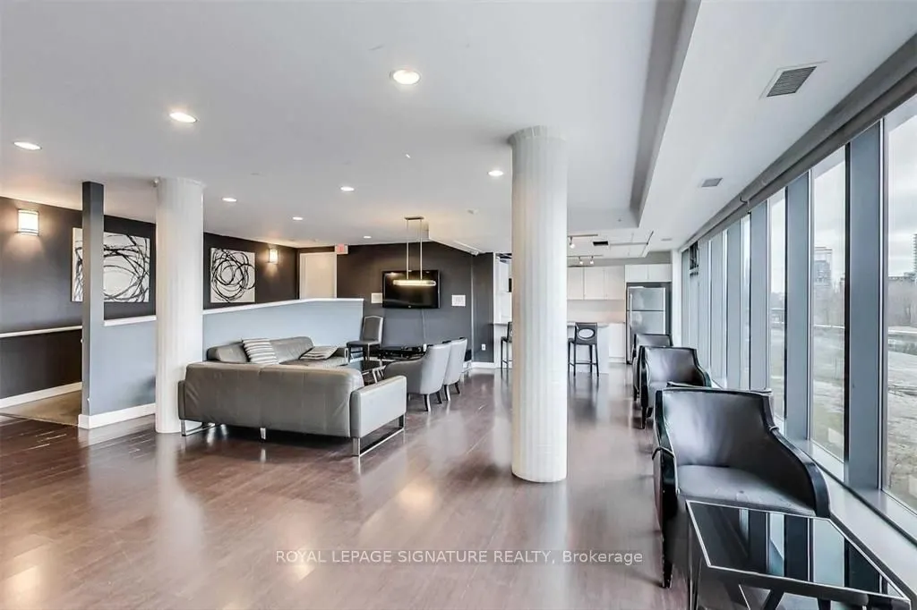 55 East Liberty Street, #720