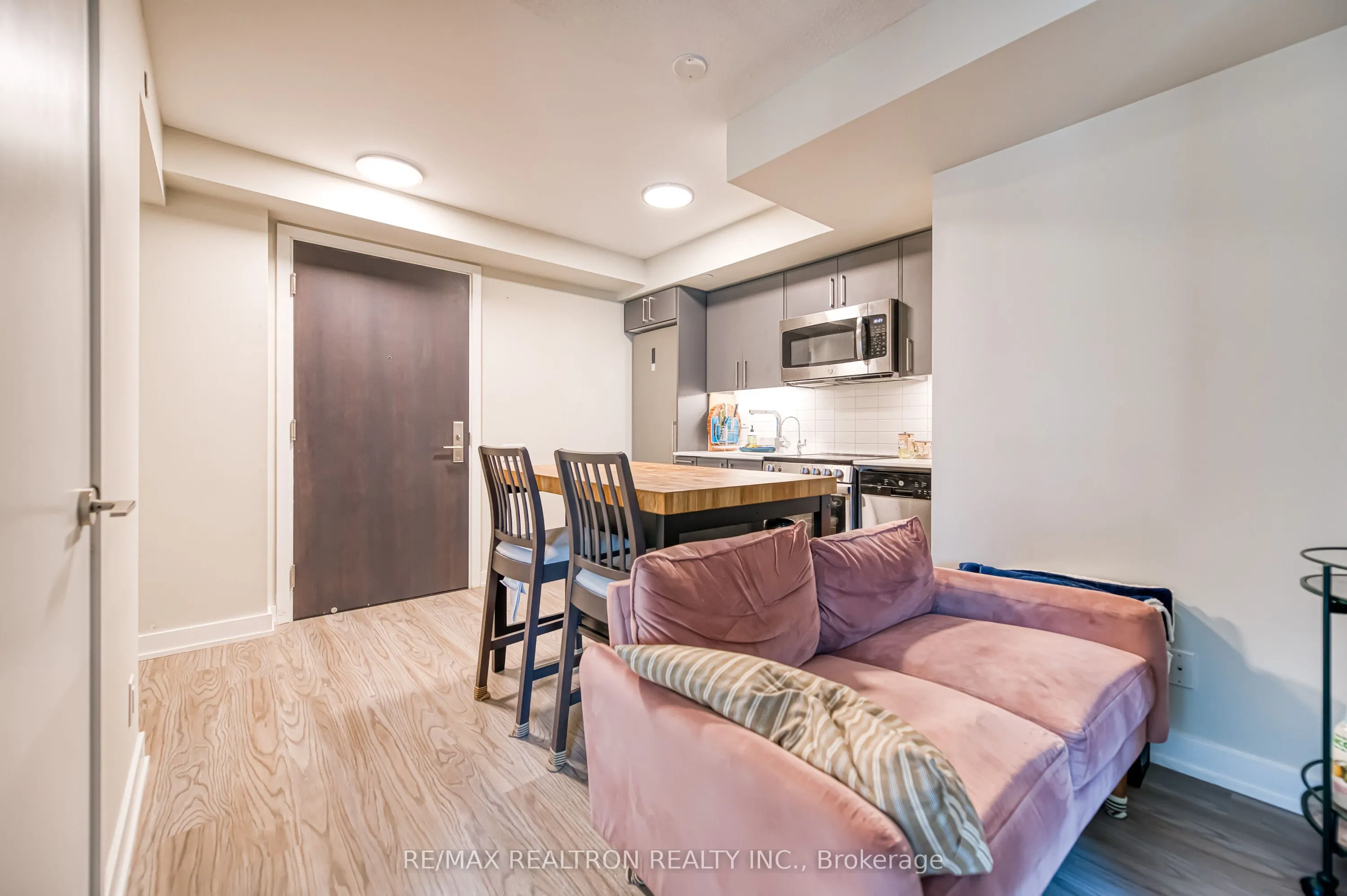 38 Monte Kwinter Court, #501