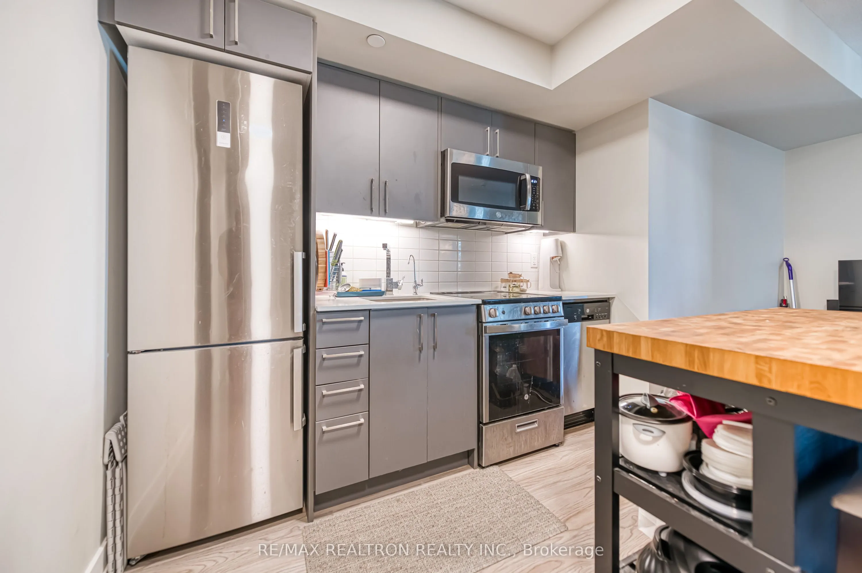 38 Monte Kwinter Court, #501